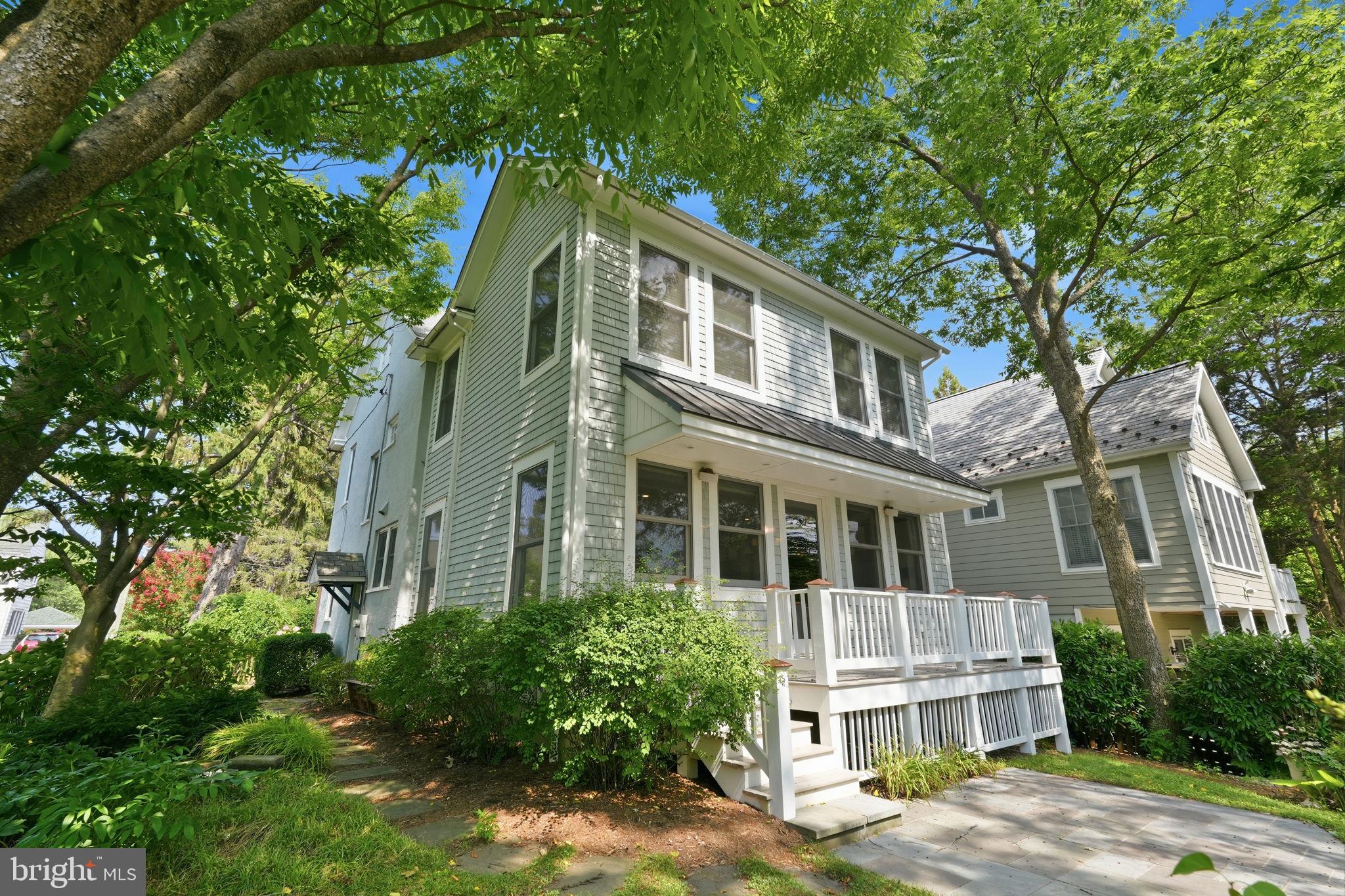 MURRAY HILL - Residential