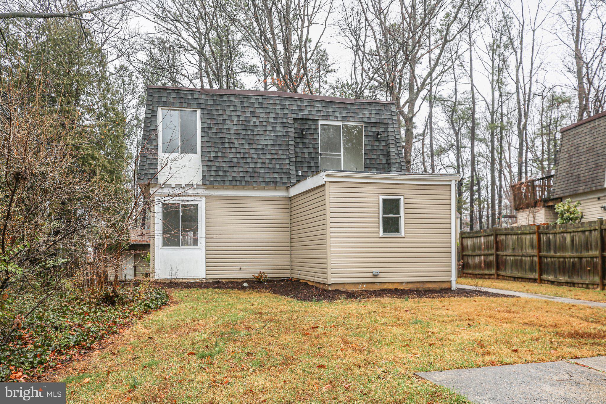 LAKE RIDGE - Residential