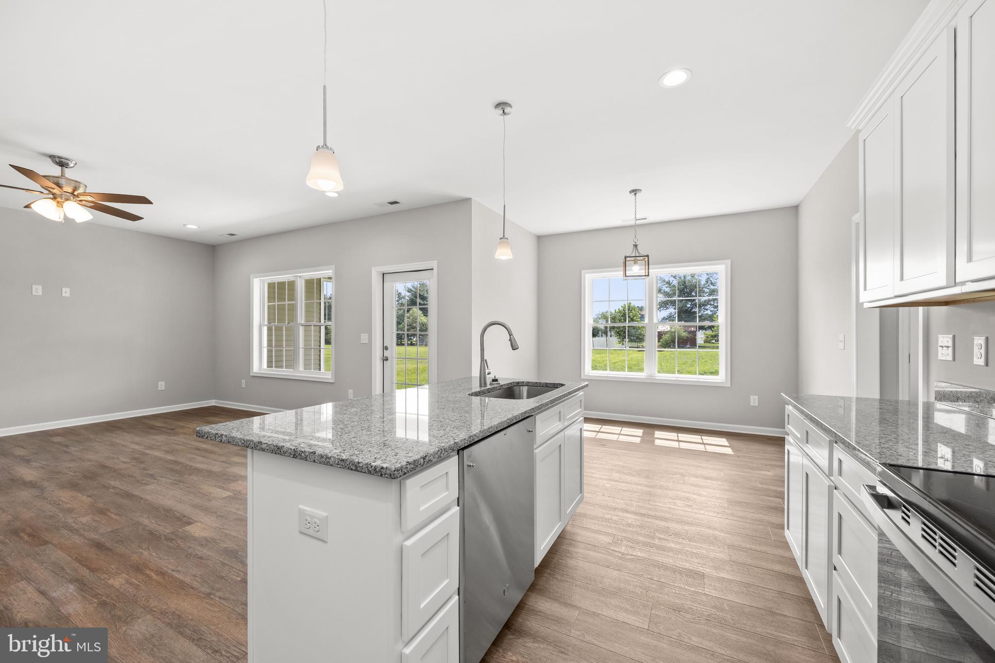 KING FARMS - Residential