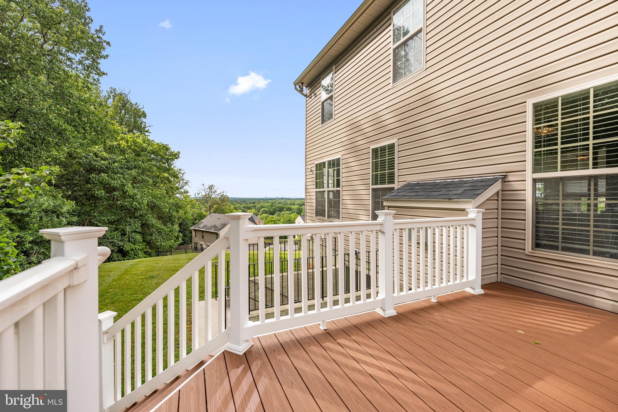 TANTALLON ON THE POTOMAC - Residential