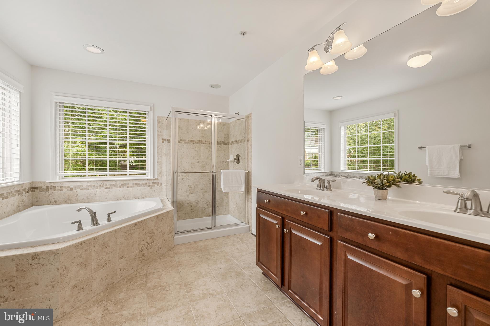 TANTALLON ON THE POTOMAC - Residential