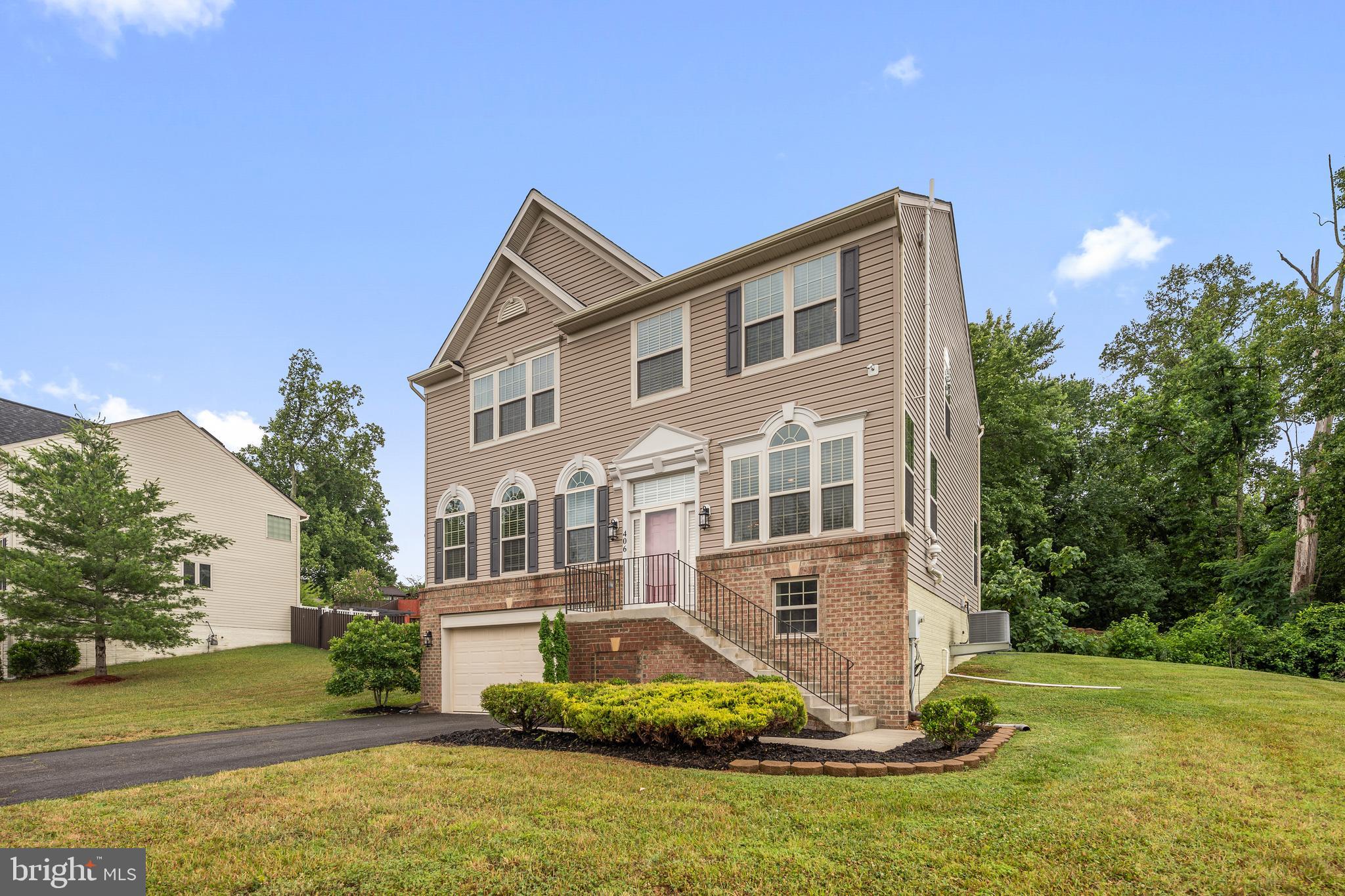 TANTALLON ON THE POTOMAC - Residential