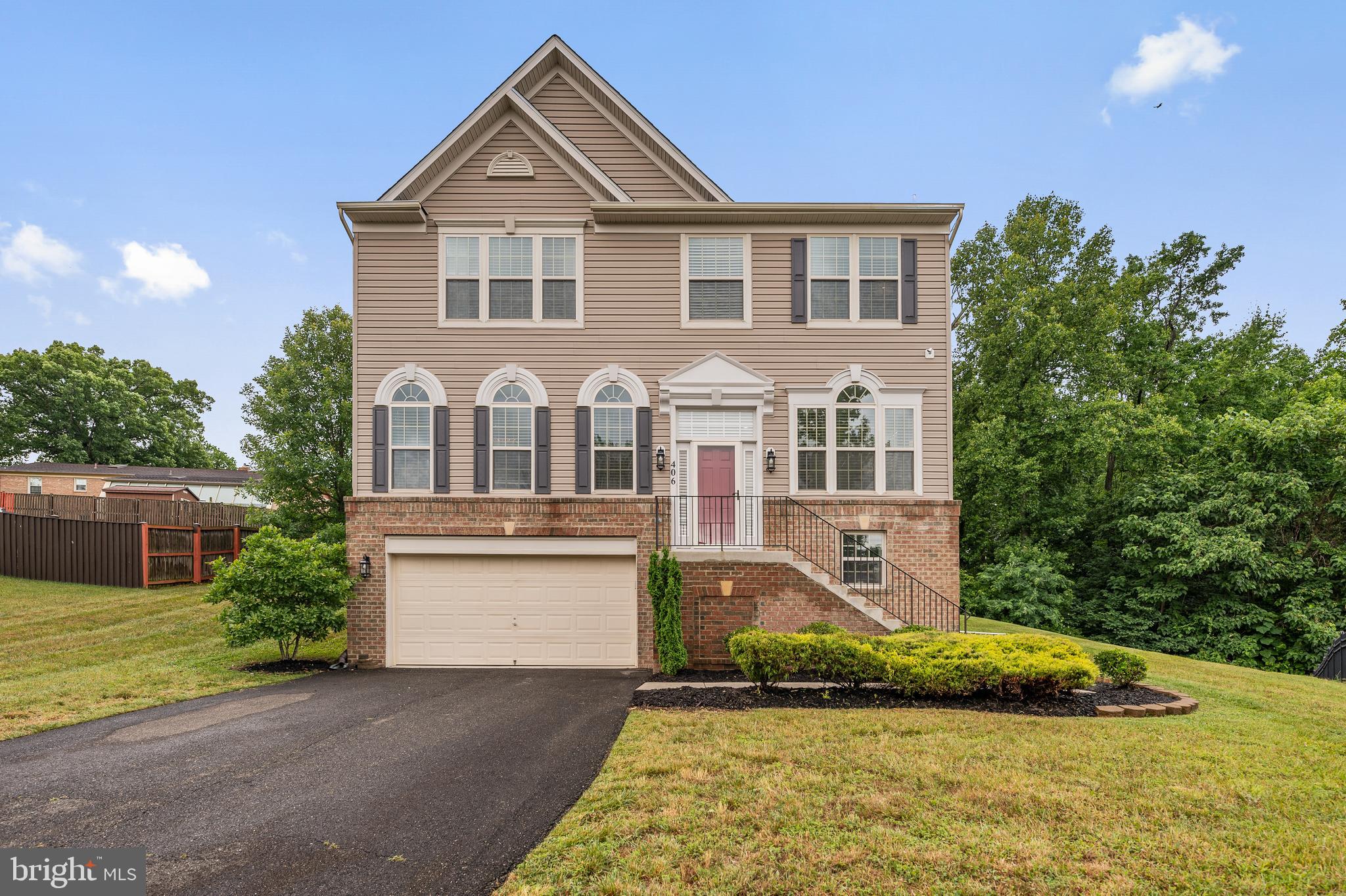 TANTALLON ON THE POTOMAC - Residential