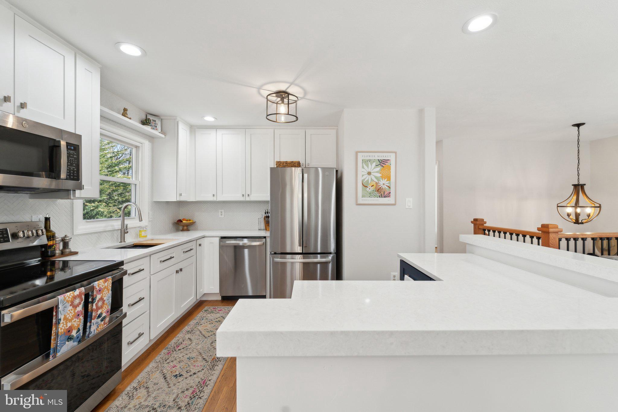 MOCKINGBIRD RIDGE - Residential