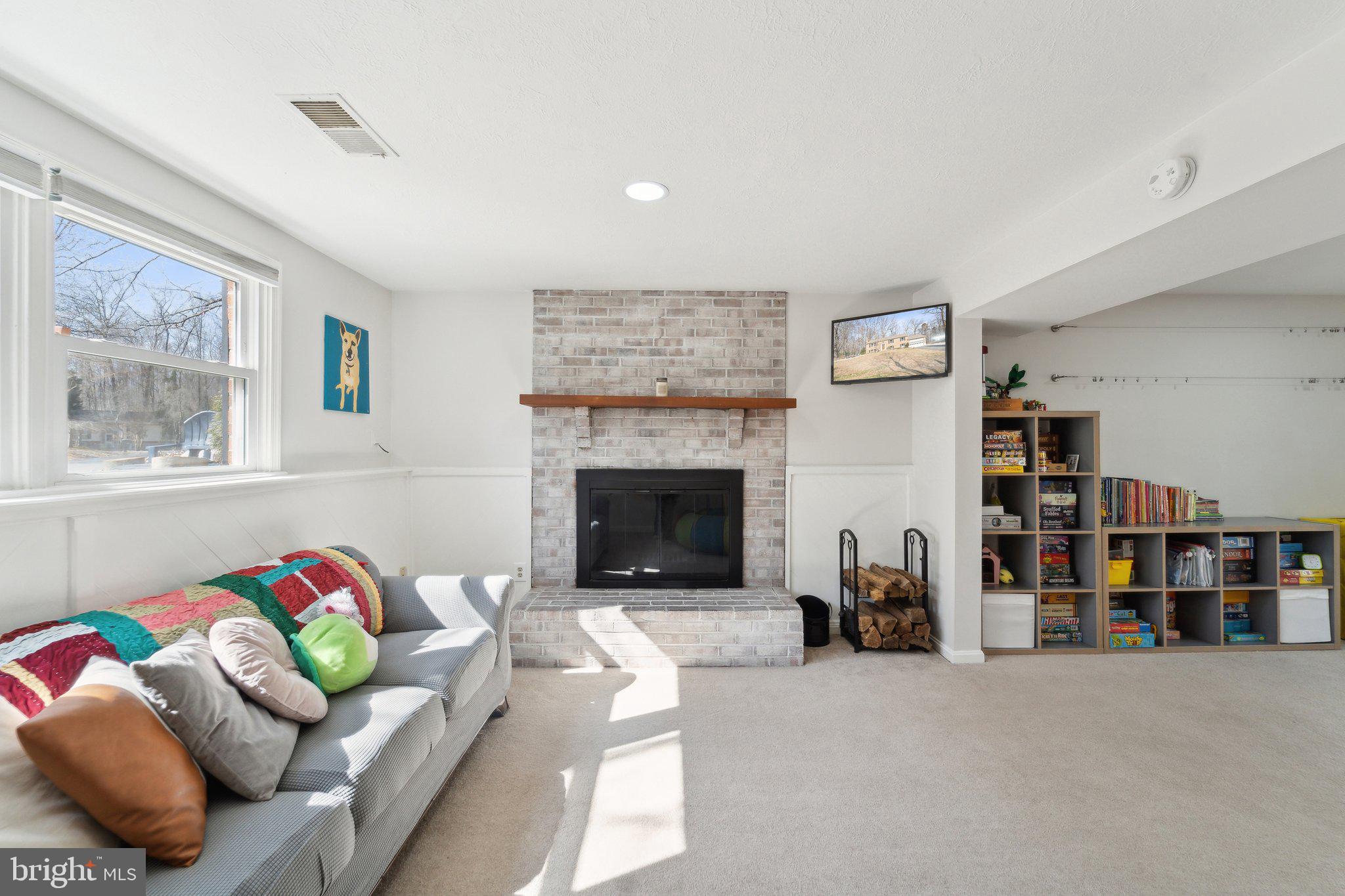 MOCKINGBIRD RIDGE - Residential