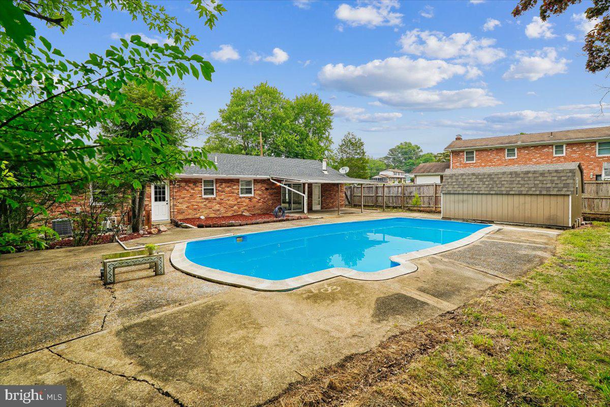 WOODBERRY FOREST - Residential