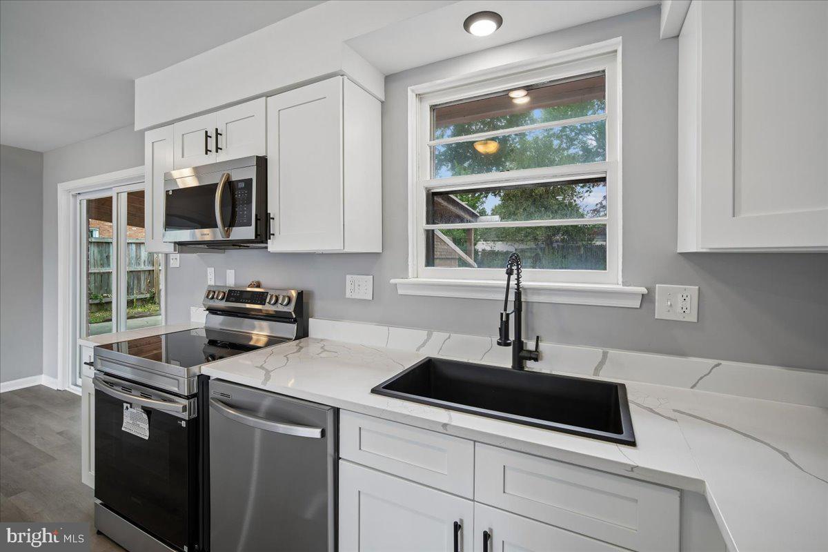 WOODBERRY FOREST - Residential