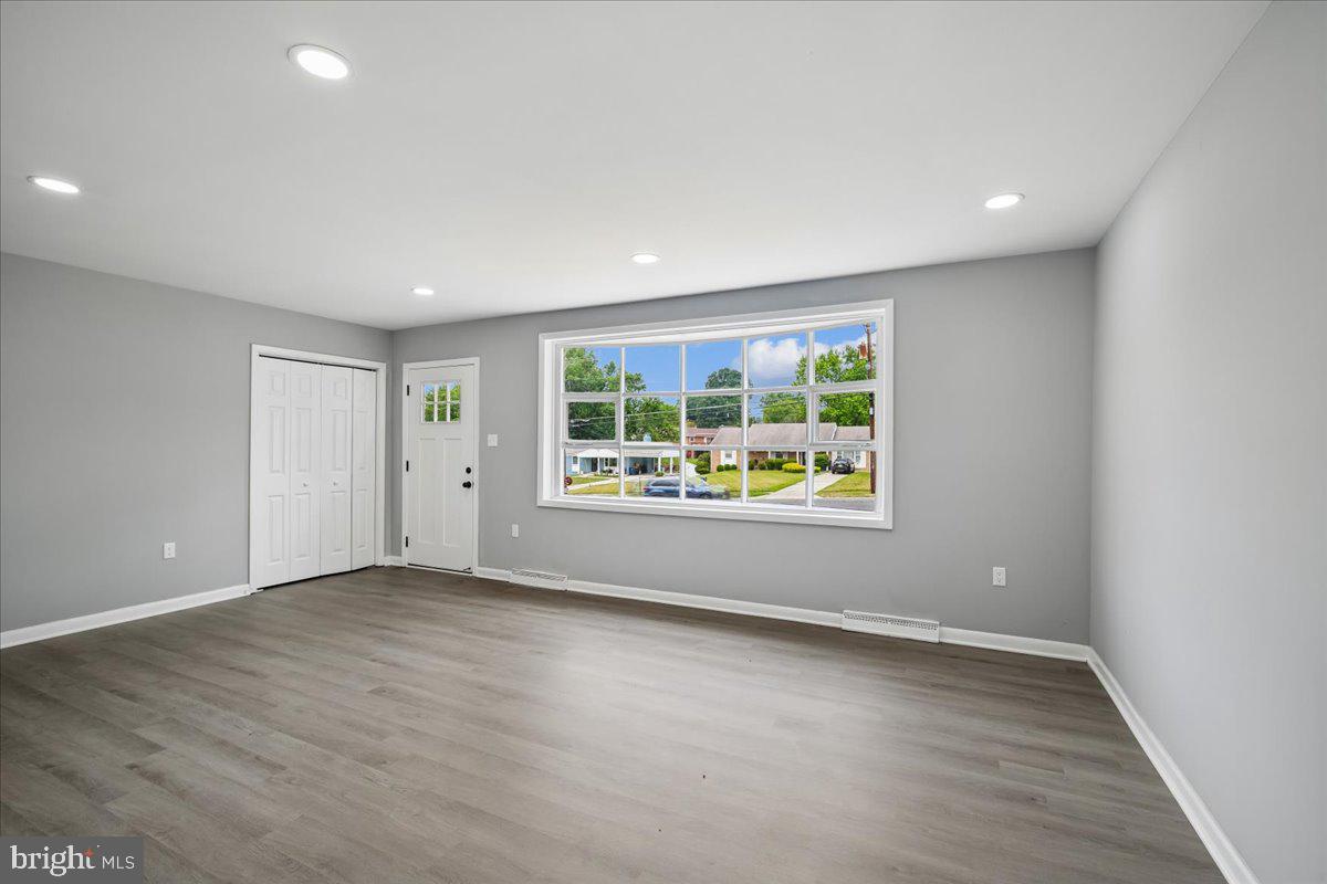 WOODBERRY FOREST - Residential