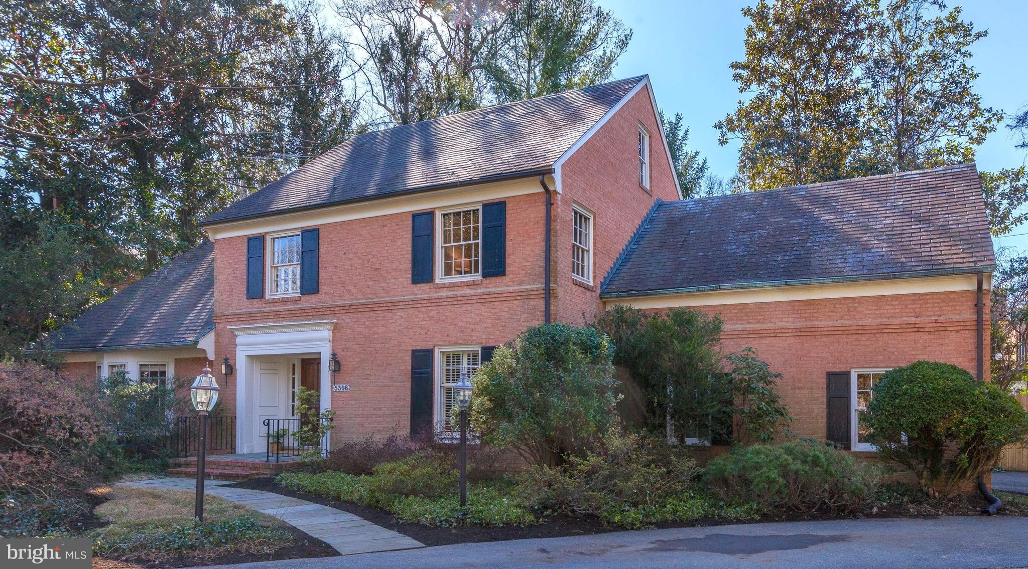 Stately Colonial in sought-after Edgemoor w/ Club access.Welcoming center hall w/ curved staircase, elegant living room w/ fireplace & formal dining room. Sizeable eat-in kitchen w/ access to spacious family rm w/ fireplace opens to screened-in porch. 5 BR & 2 full baths up.Finished lower level w/ den & full bath. 2-car garage, private rear & side yards. Steps to Bethesda.