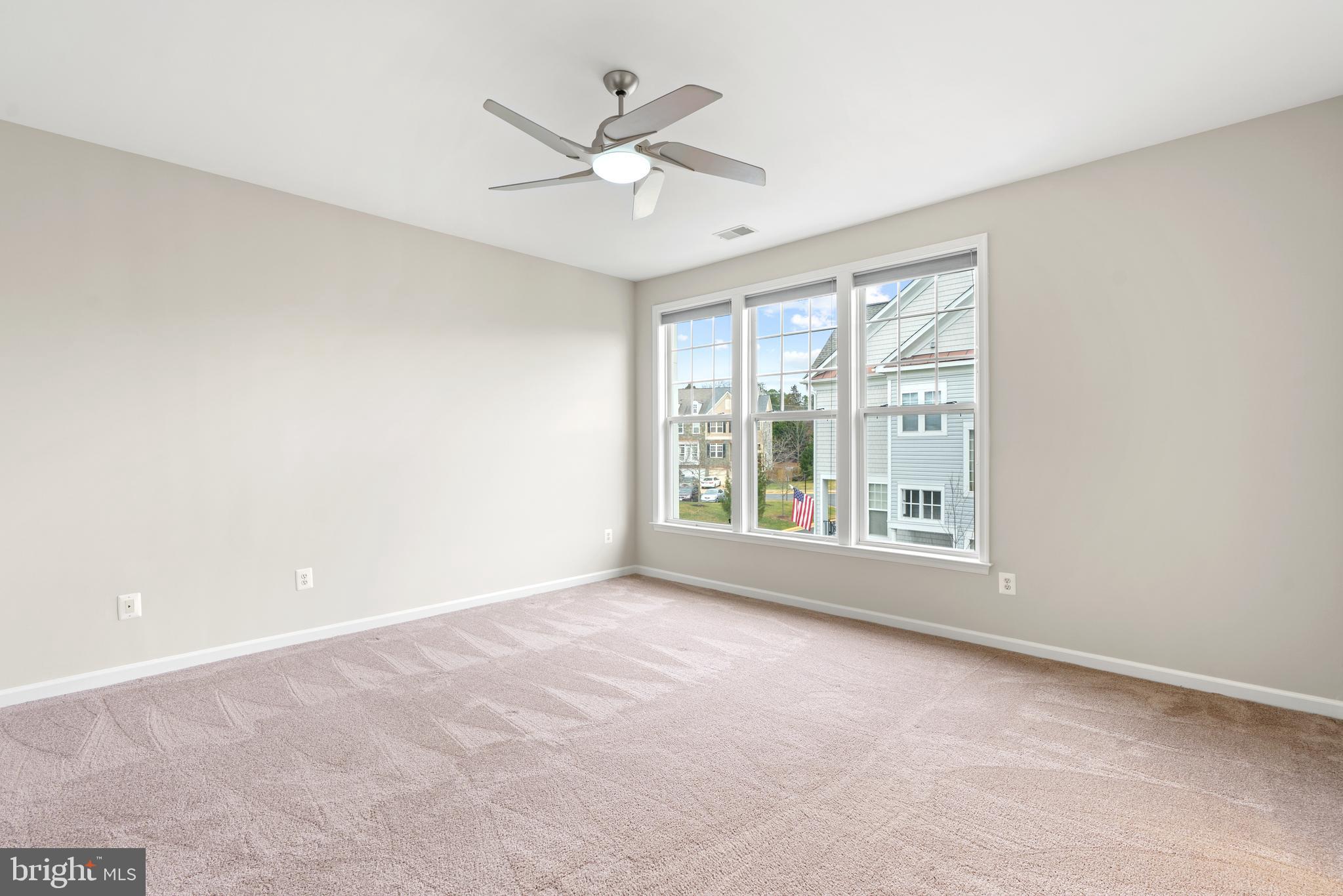 NORTHLAKE - Residential Lease