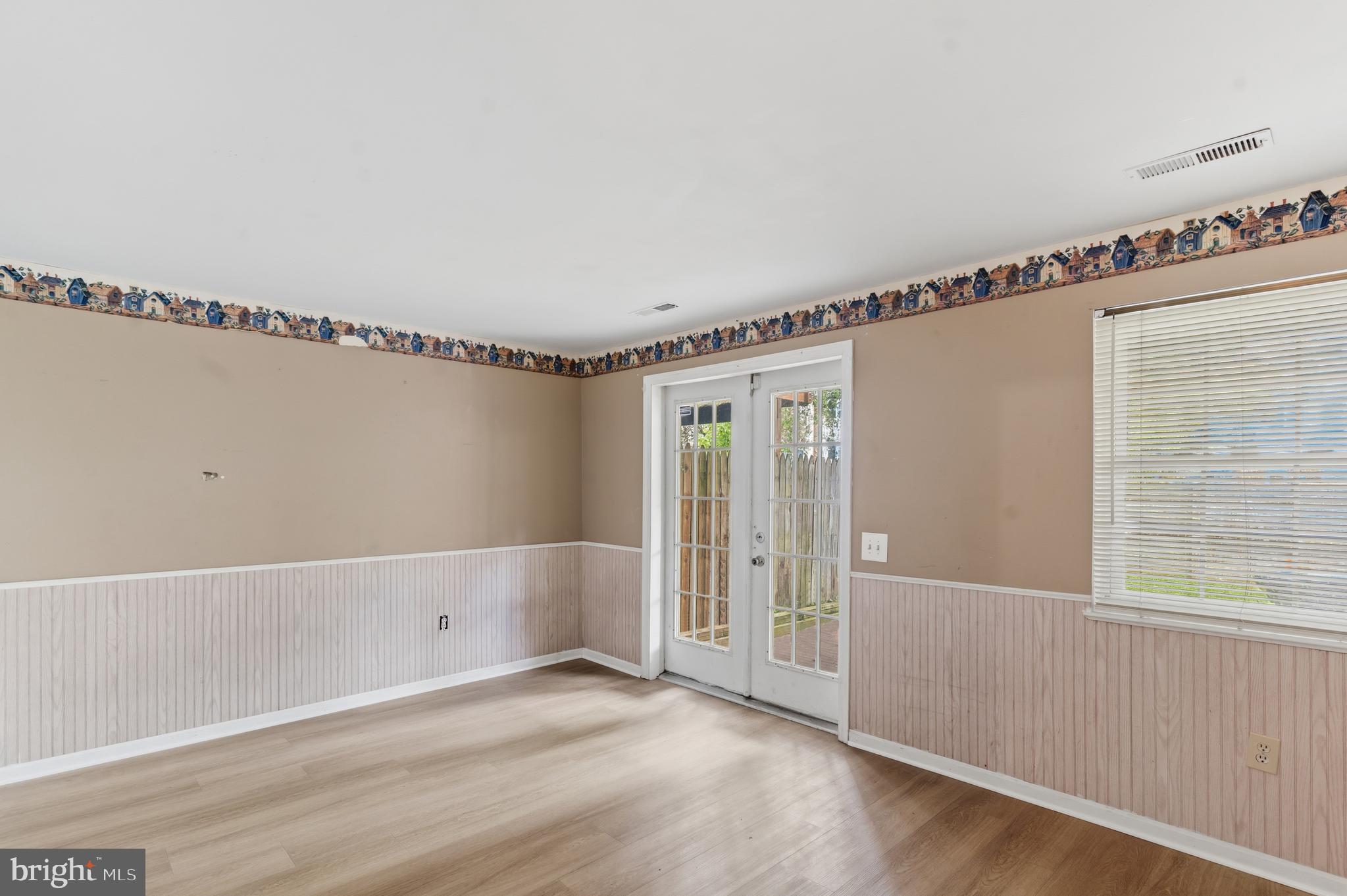 CARROLL PARK MANOR - Residential