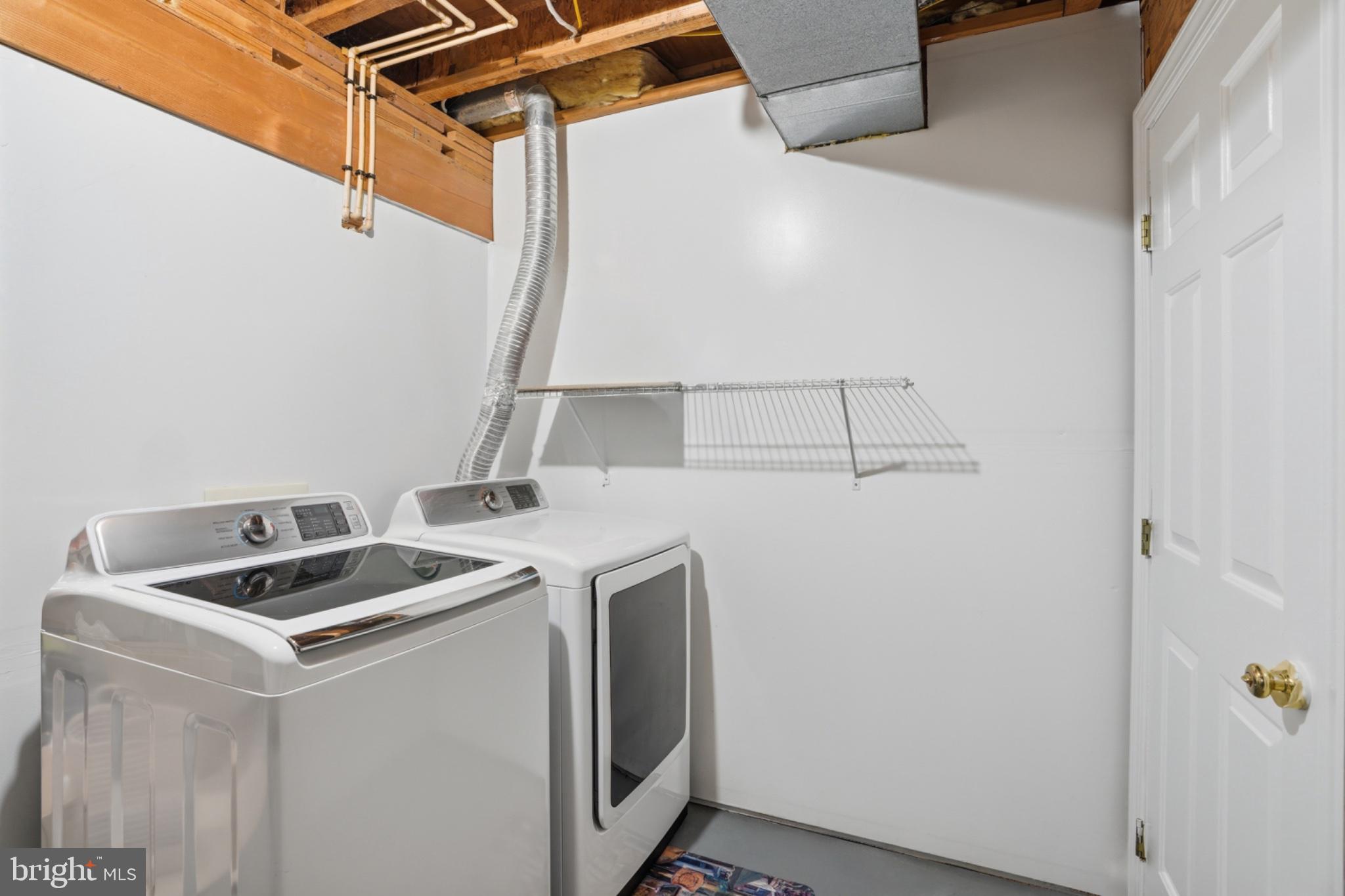 CENTRE RIDGE - Residential