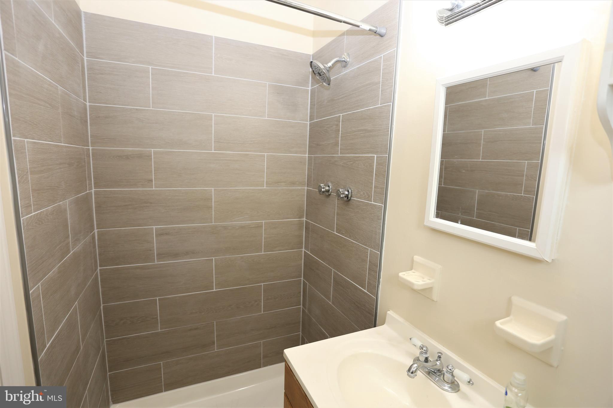 ASHBURTON - Residential Lease