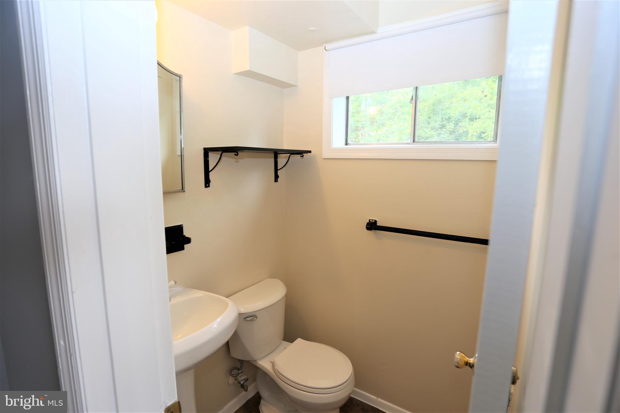 ASHBURTON - Residential Lease