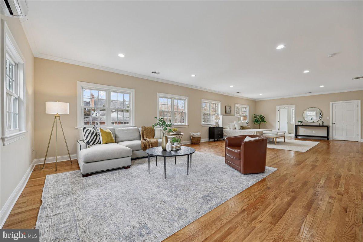 WEST CHEVY CHASE HEIGHTS - Residential