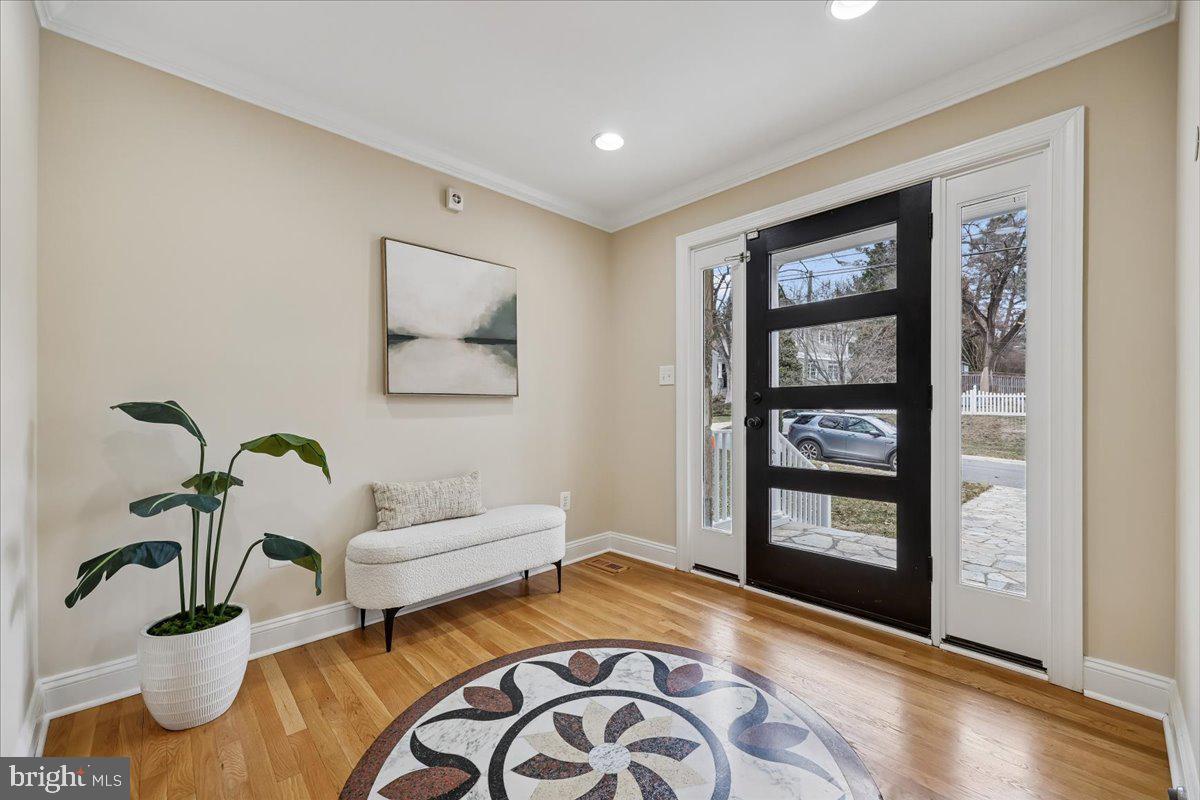 WEST CHEVY CHASE HEIGHTS - Residential