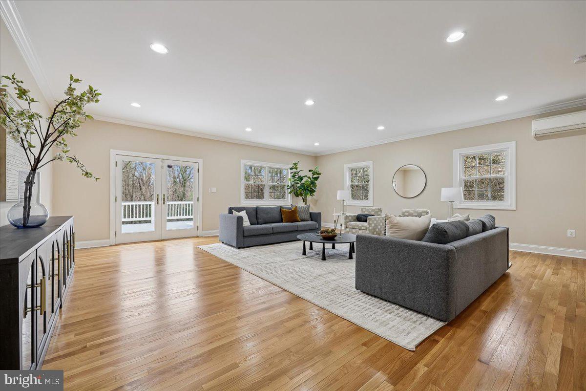 WEST CHEVY CHASE HEIGHTS - Residential