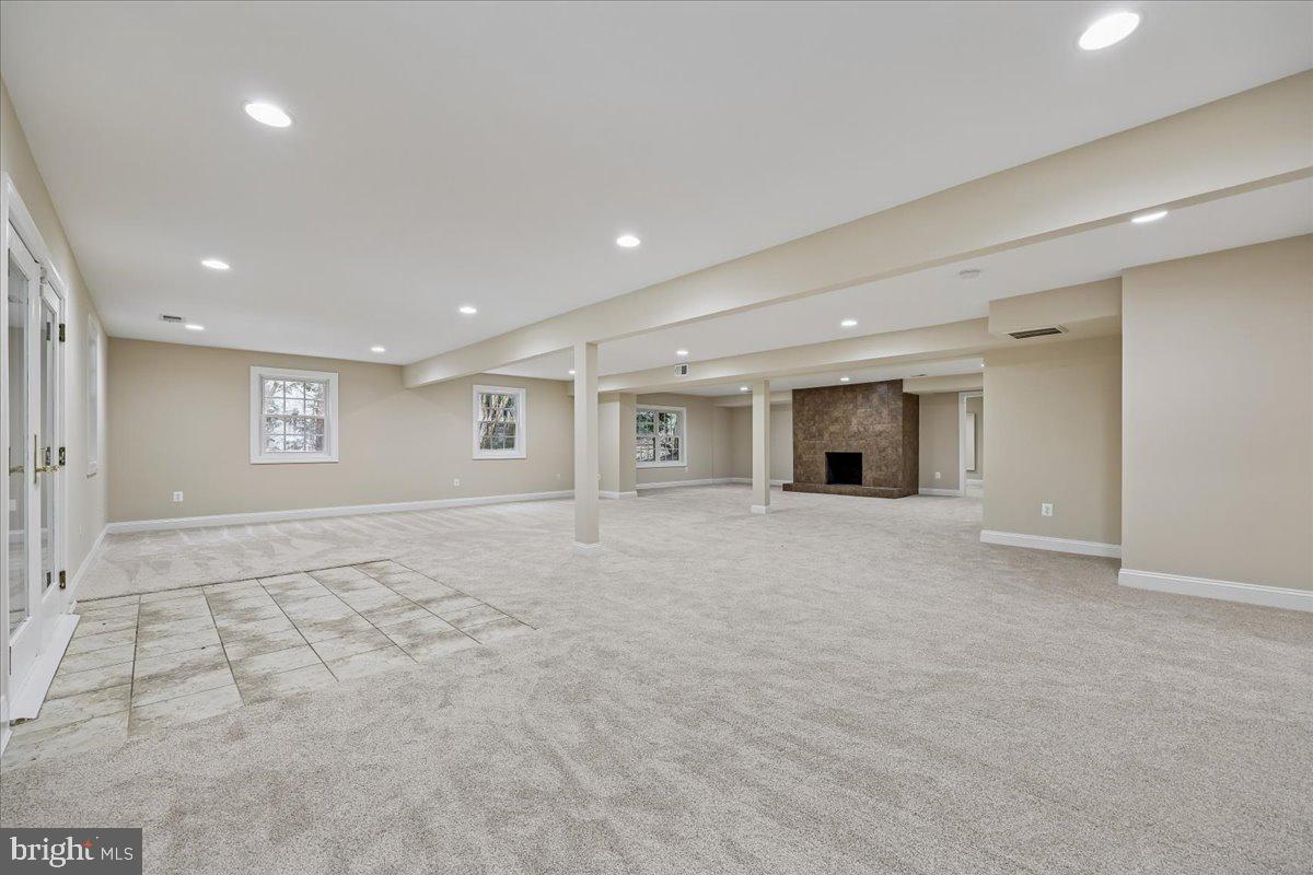 WEST CHEVY CHASE HEIGHTS - Residential