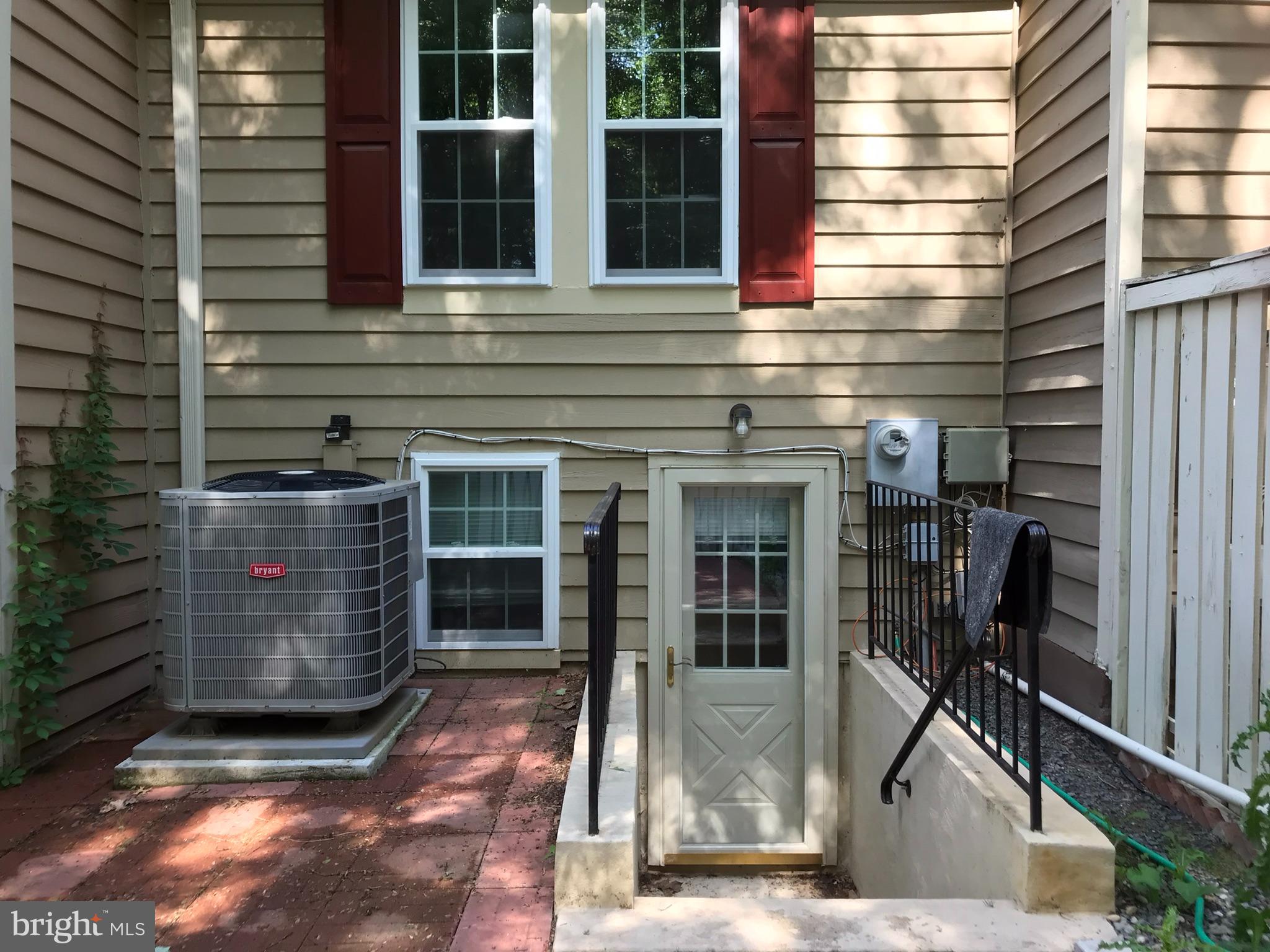 WOODCREST CLUSTER - Residential Lease