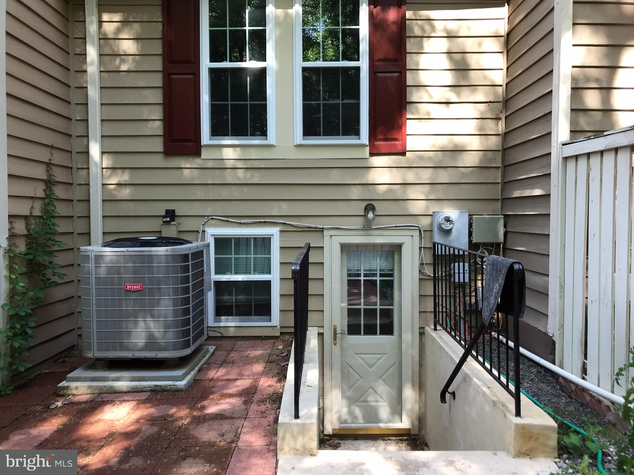 WOODCREST CLUSTER - Residential Lease