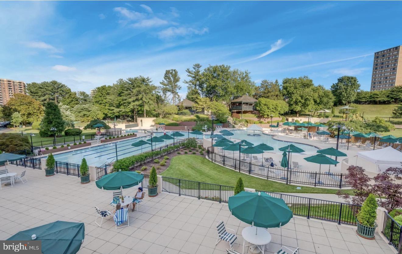 WATERGATE AT LANDMARK - Residential