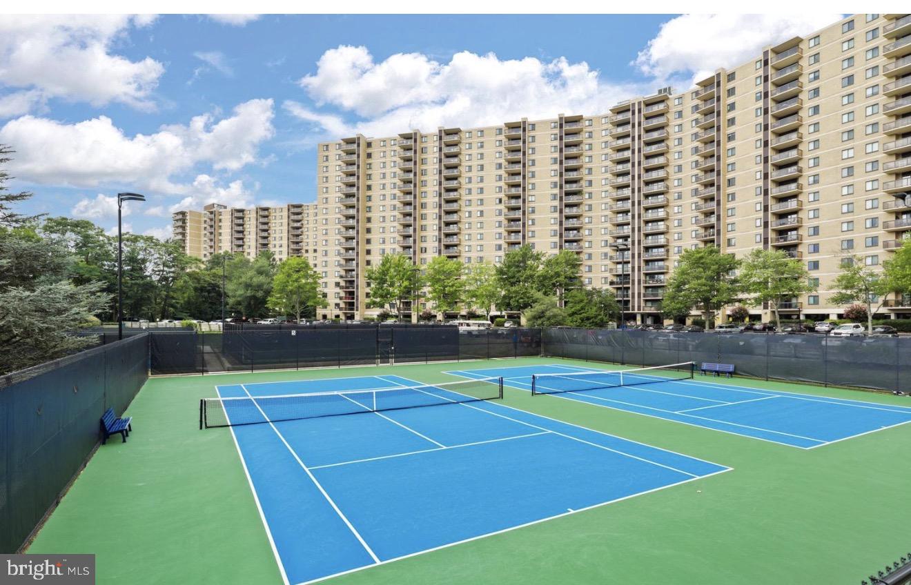 WATERGATE AT LANDMARK - Residential