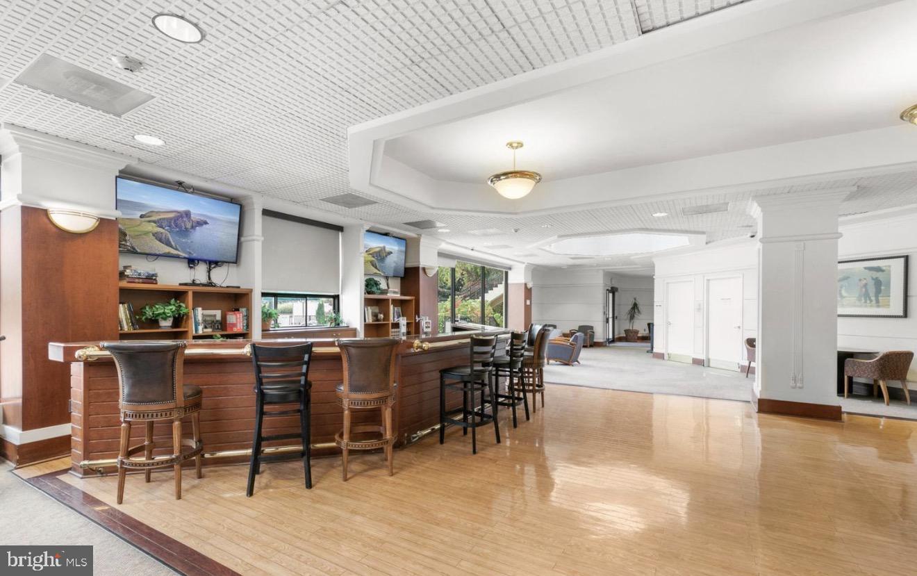 WATERGATE AT LANDMARK - Residential