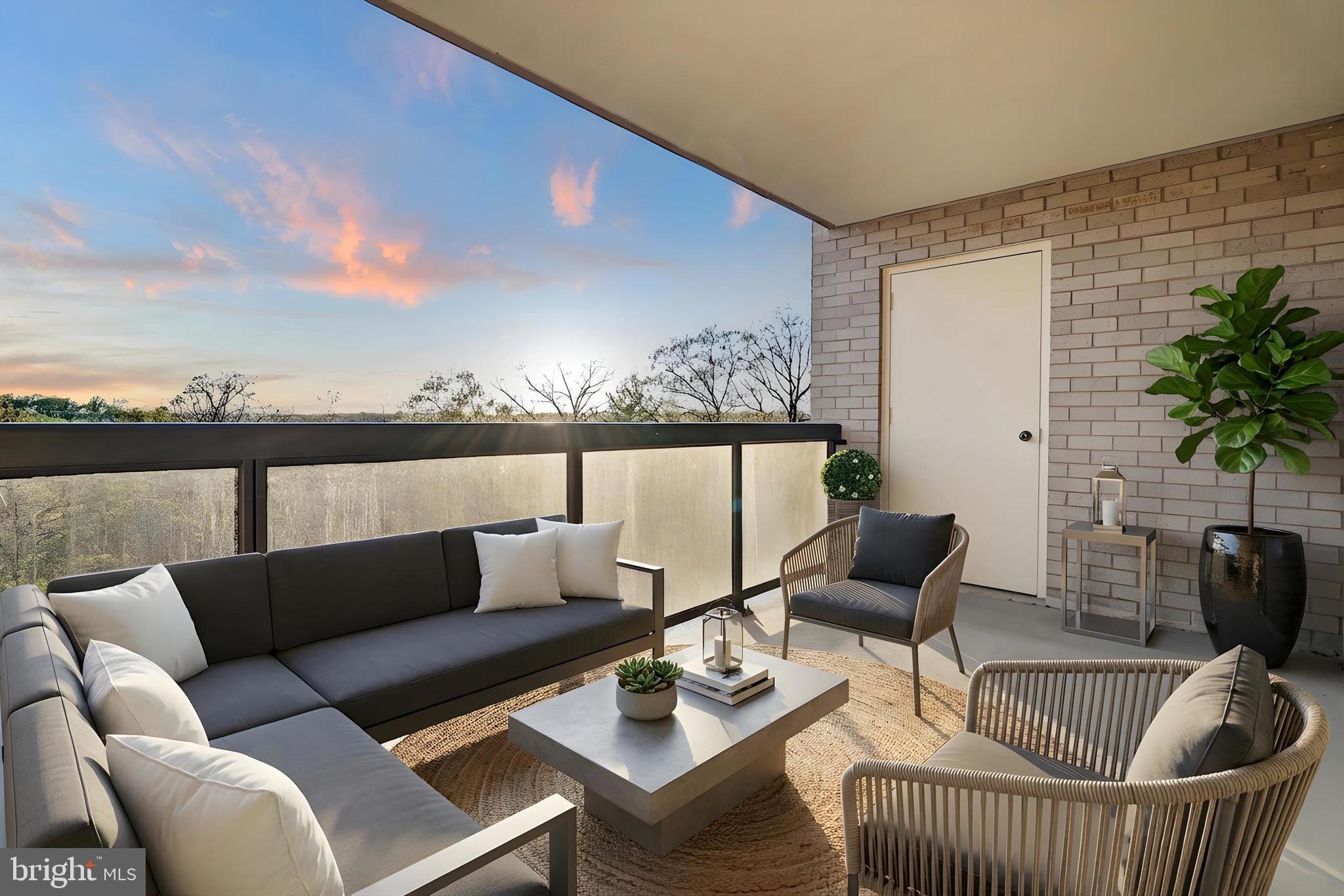 WATERGATE AT LANDMARK - Residential