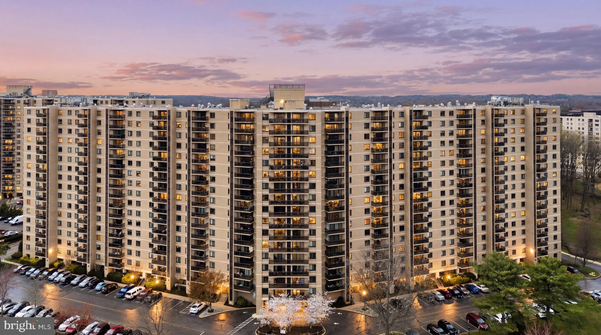 WATERGATE AT LANDMARK - Residential