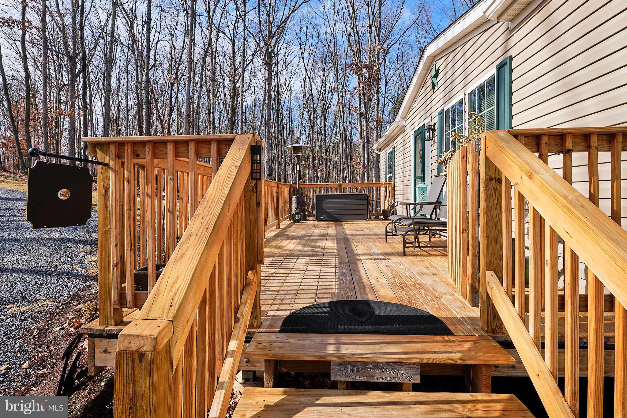 SLEEPY KNOLLS - Residential