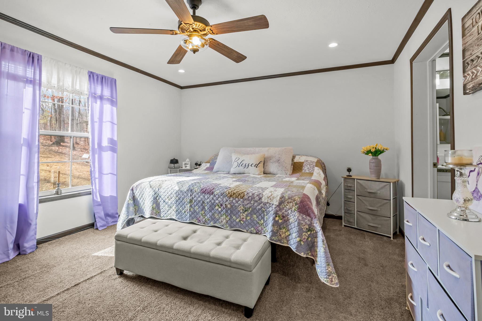 SLEEPY KNOLLS - Residential