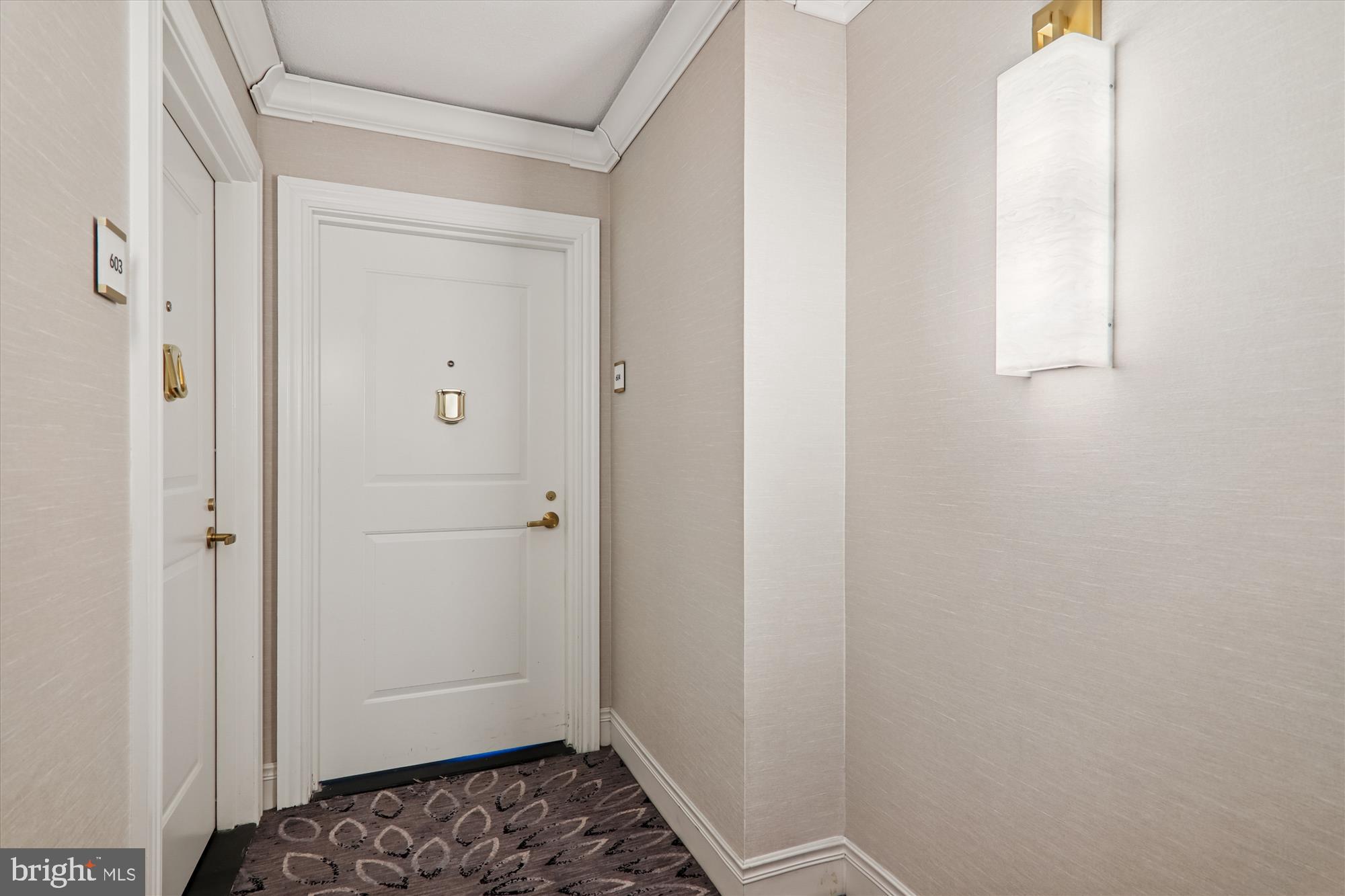 THE ELIZABETH - Residential