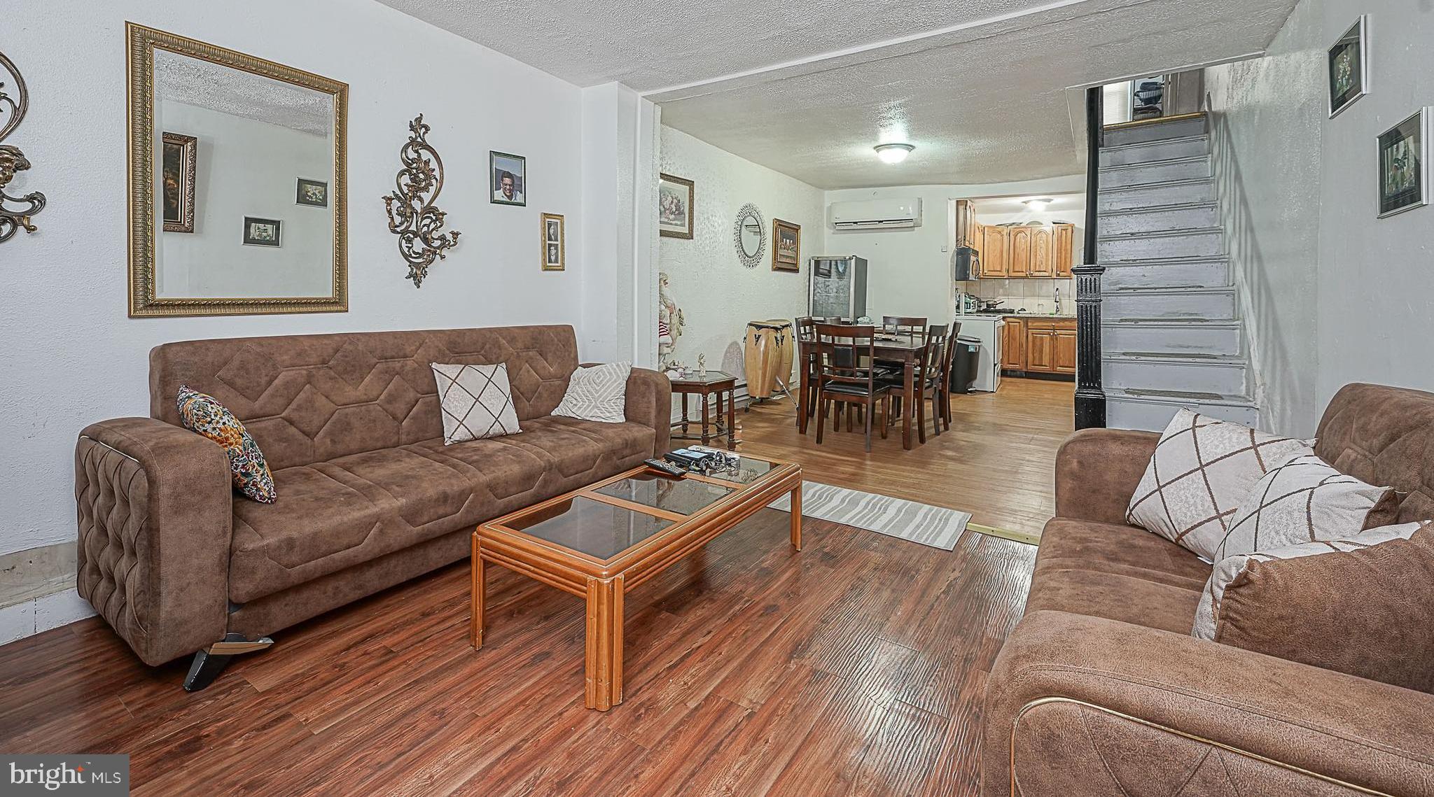 NORRIS SQUARE - Residential