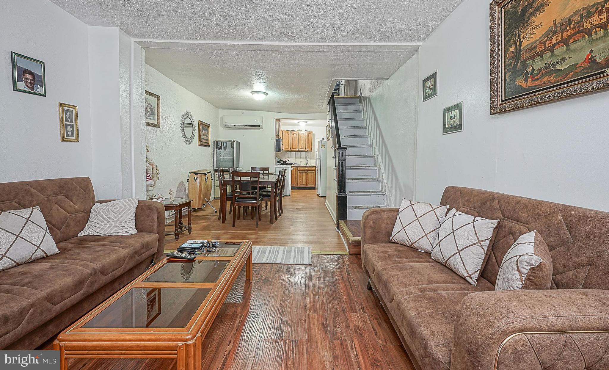 NORRIS SQUARE - Residential