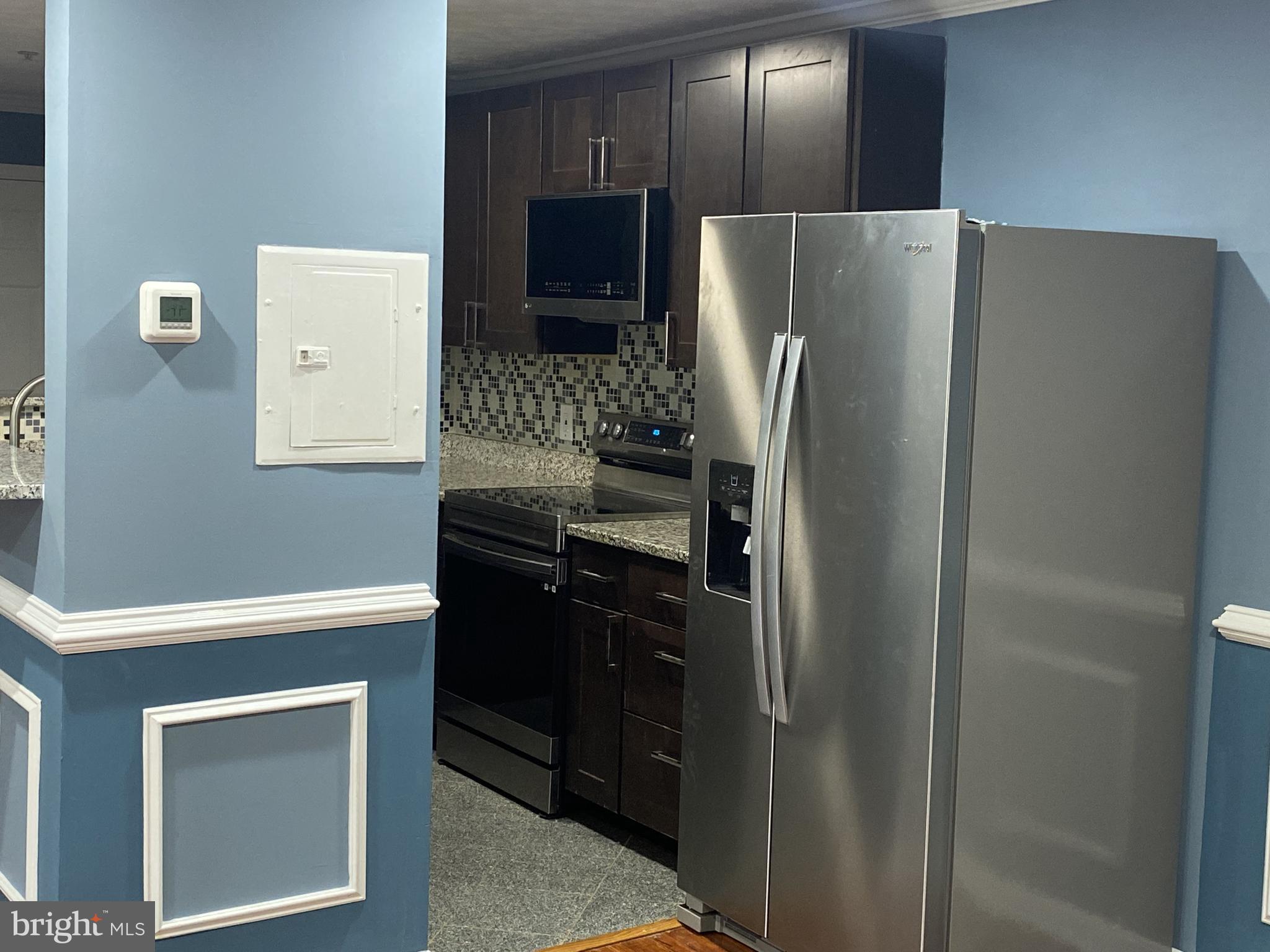 LAKE POINTE AT TOWN CENTER - Residential