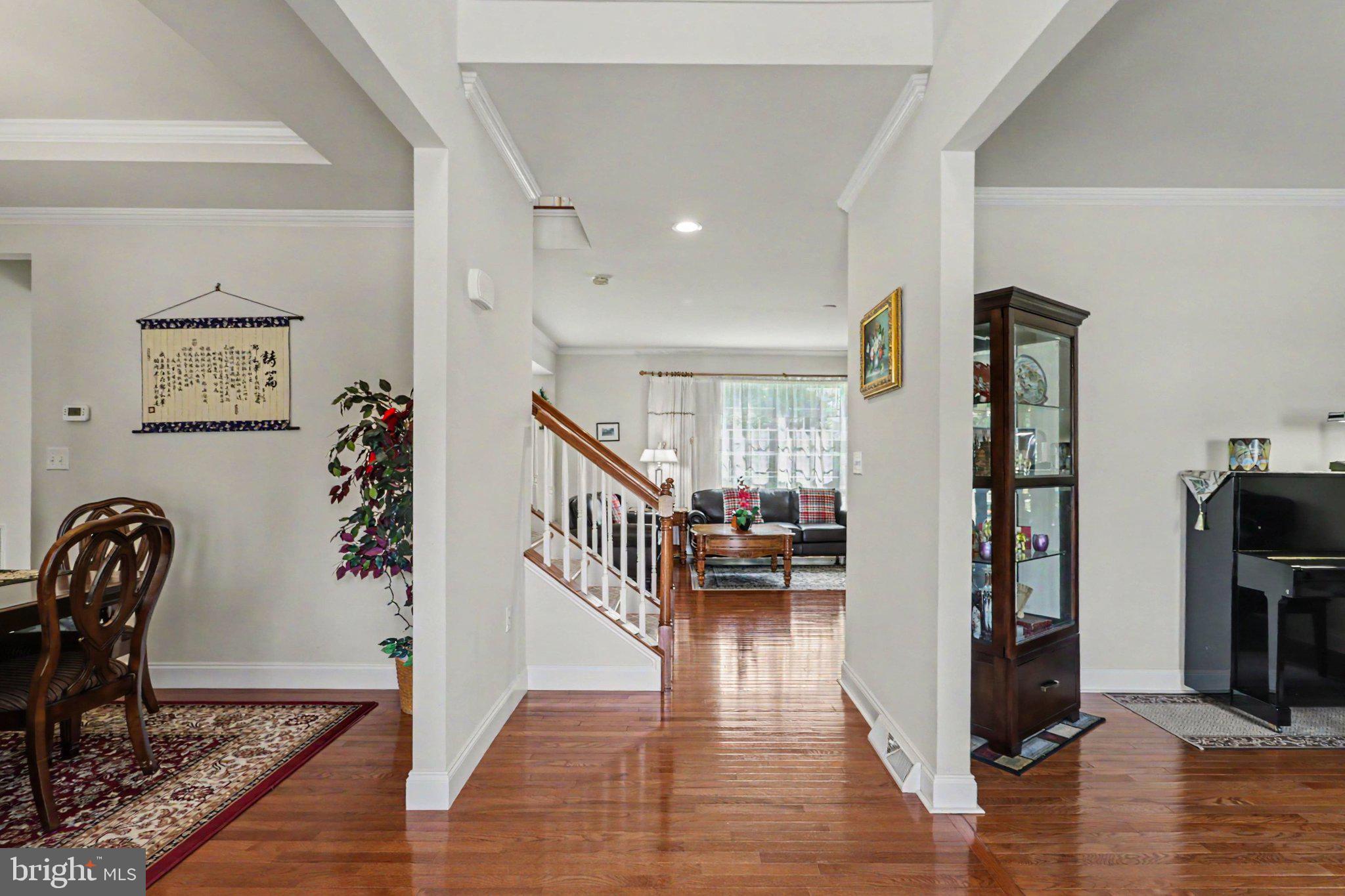 SOUTHPOINT MEADOWS - Residential