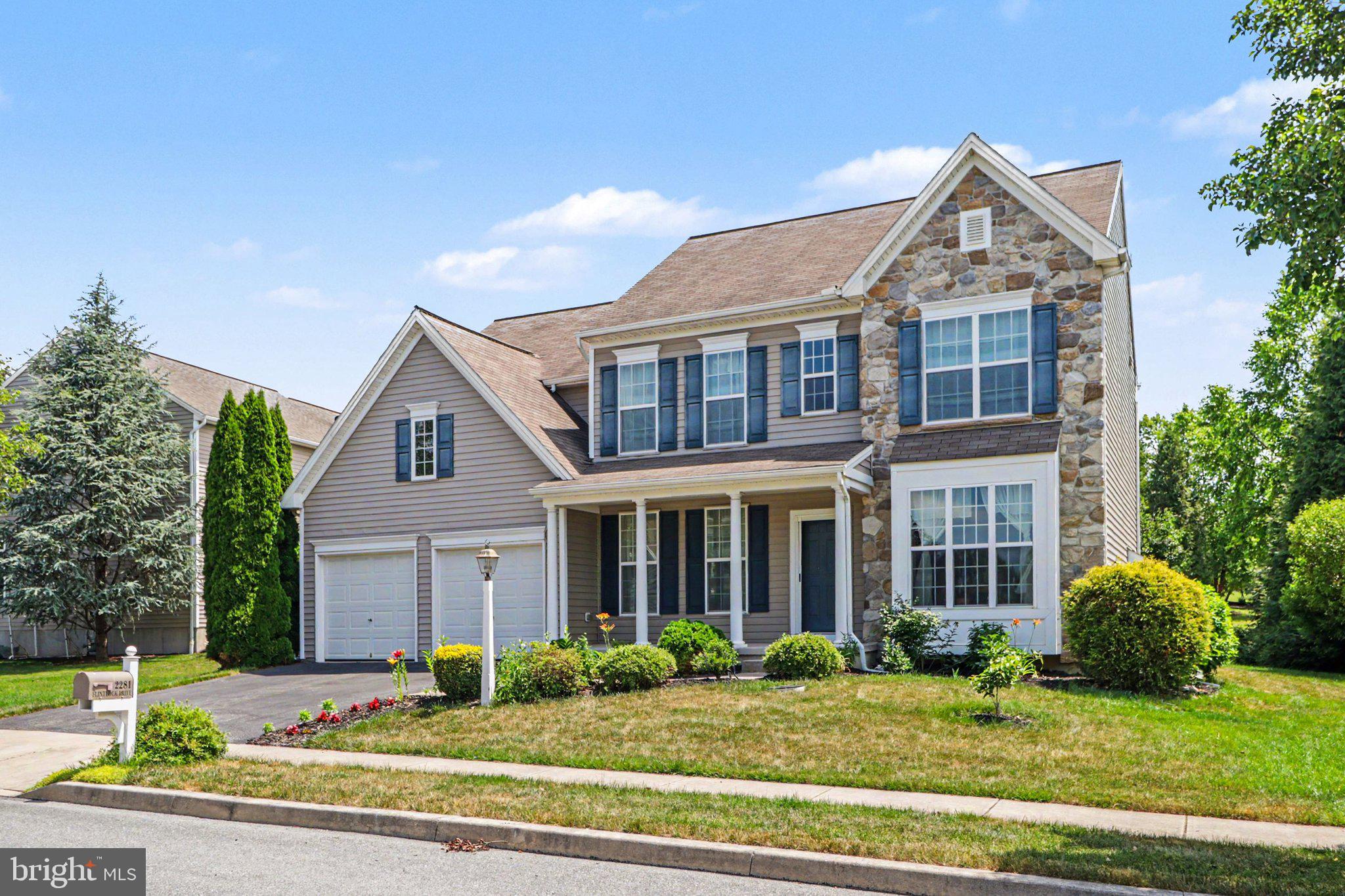 SOUTHPOINT MEADOWS - Residential