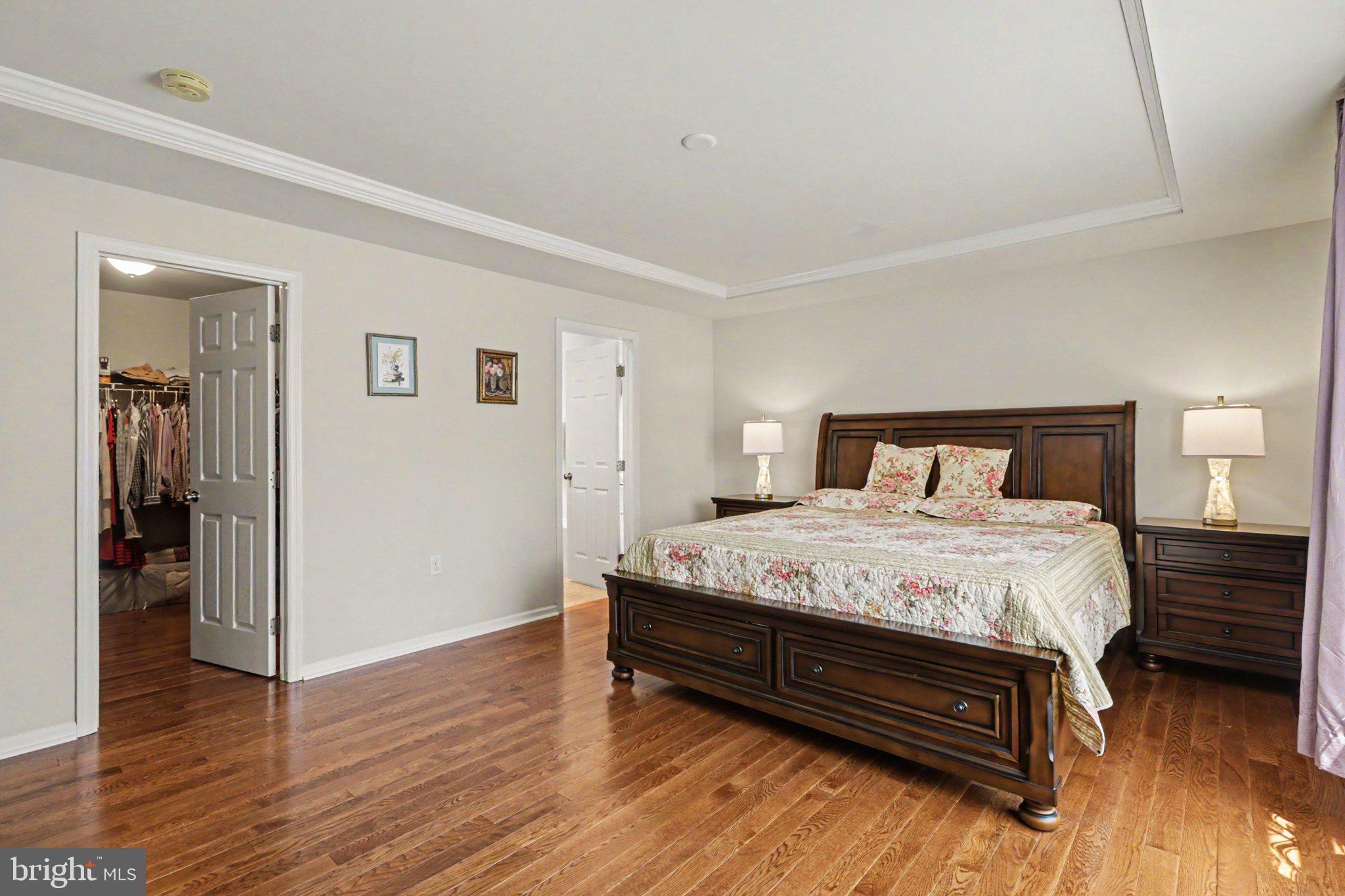SOUTHPOINT MEADOWS - Residential