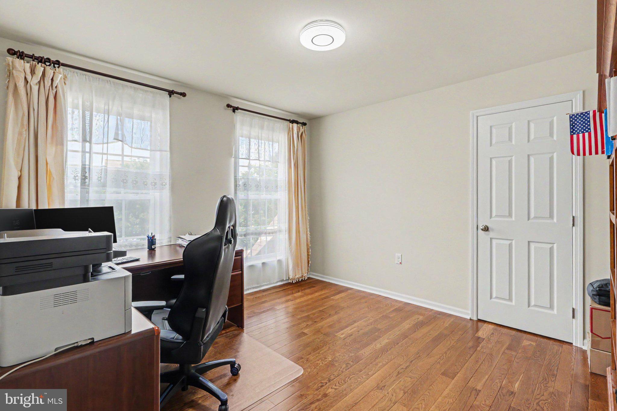 SOUTHPOINT MEADOWS - Residential