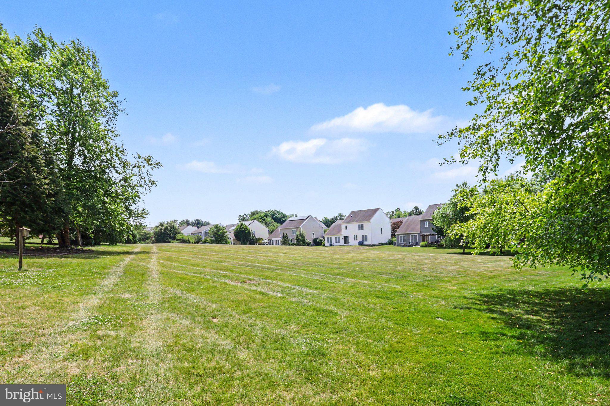 SOUTHPOINT MEADOWS - Residential