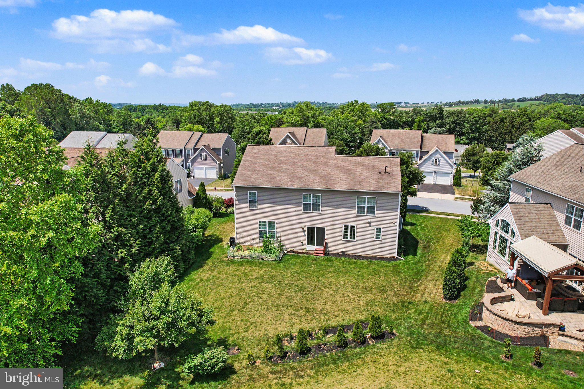 SOUTHPOINT MEADOWS - Residential