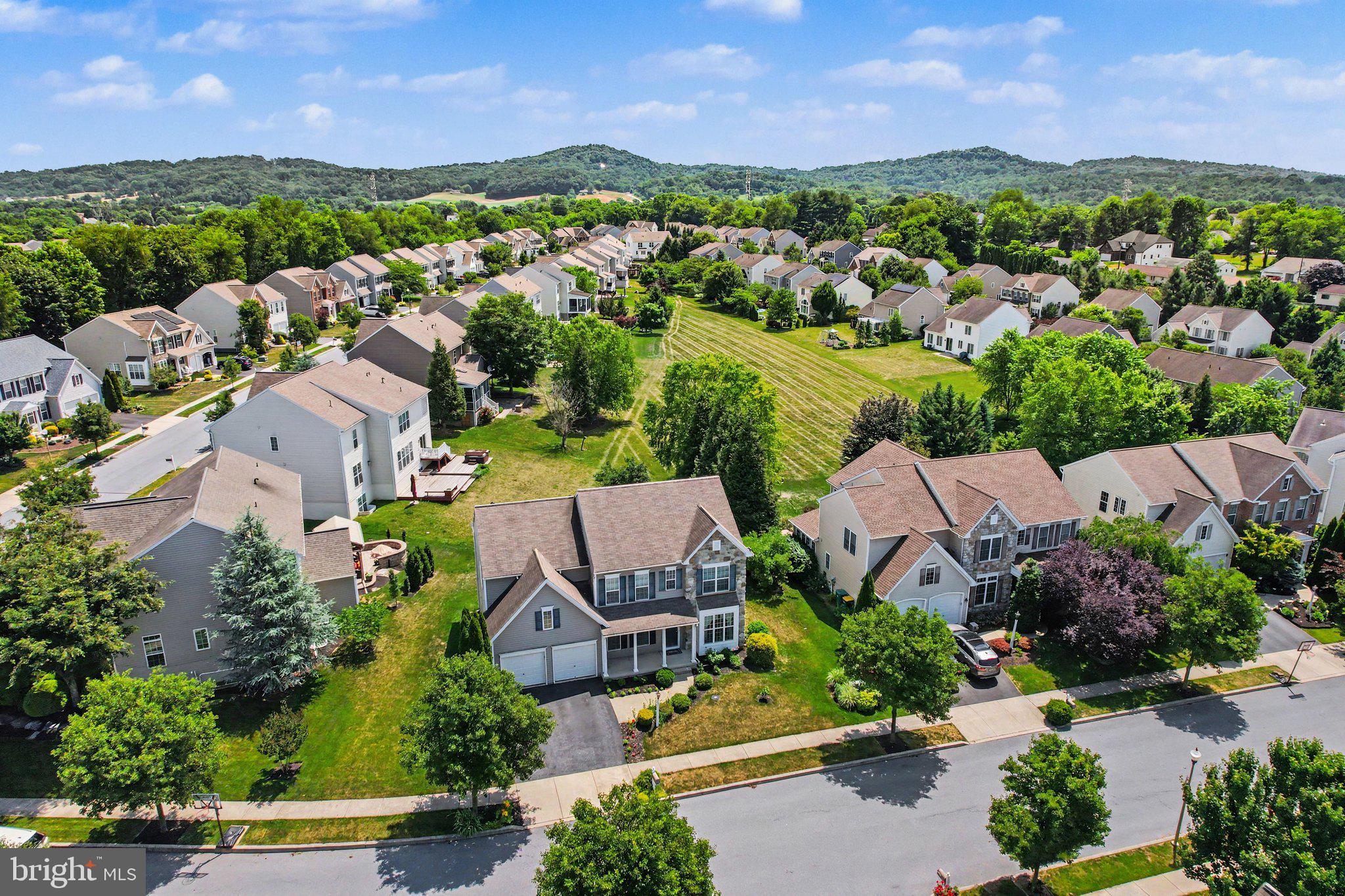 SOUTHPOINT MEADOWS - Residential