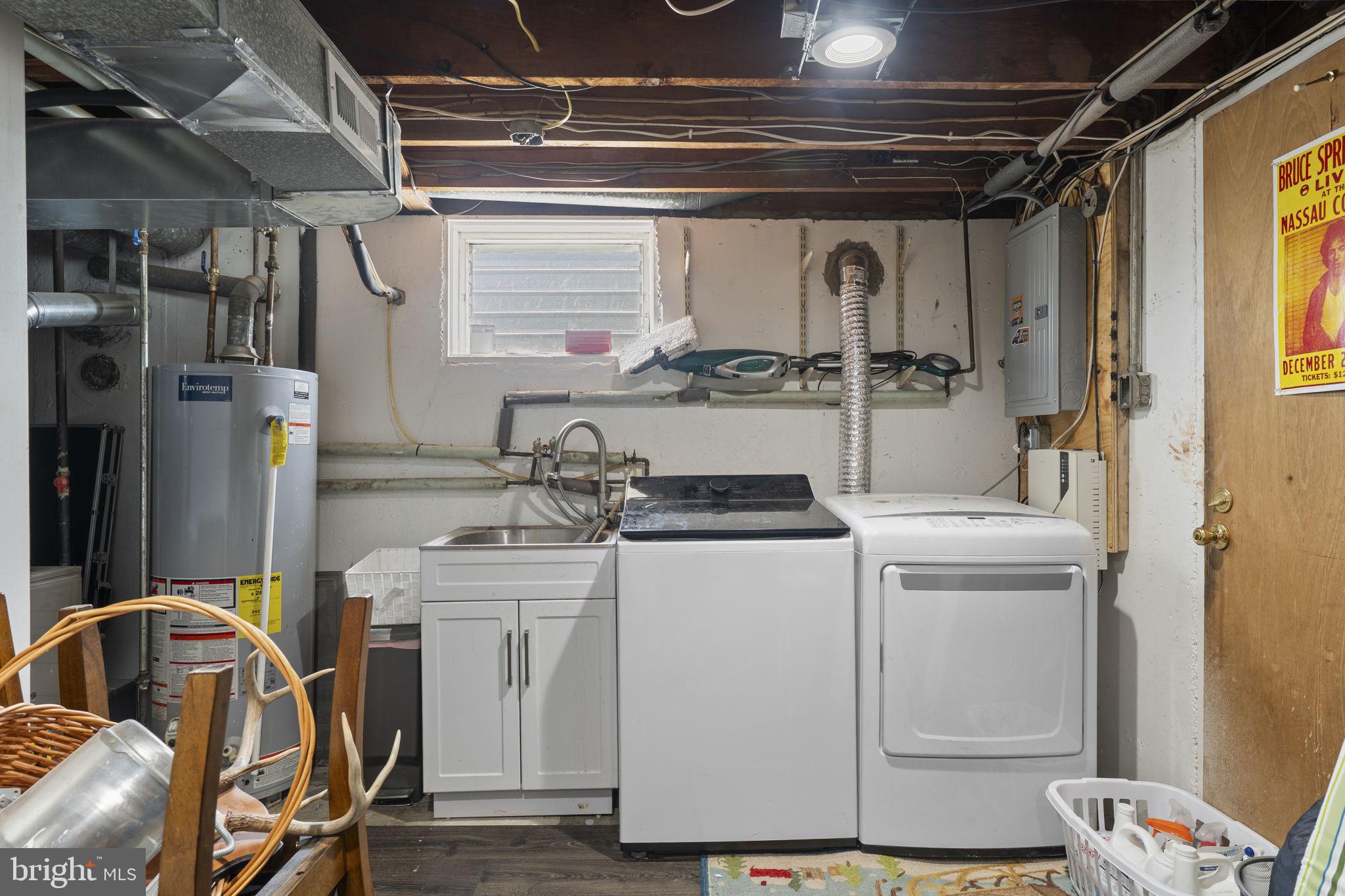 NORRISTOWN - Residential