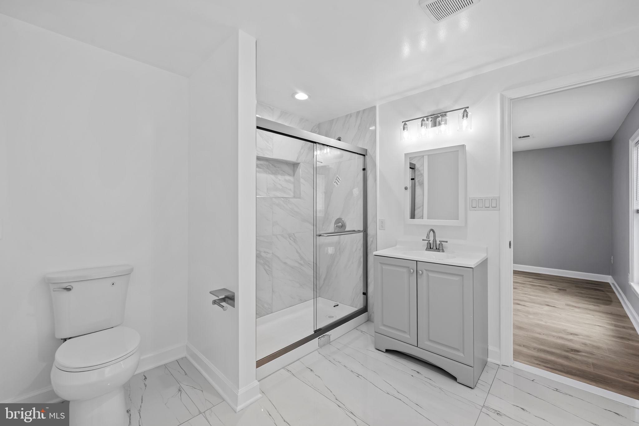 CATONSVILLE MANOR - Residential