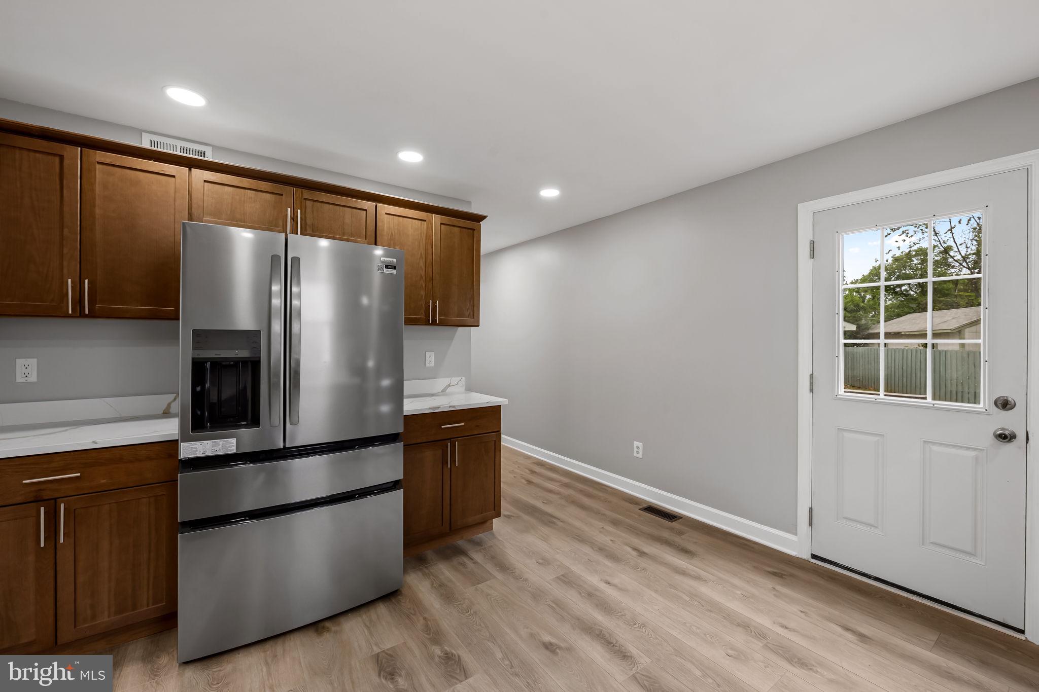 CATONSVILLE MANOR - Residential