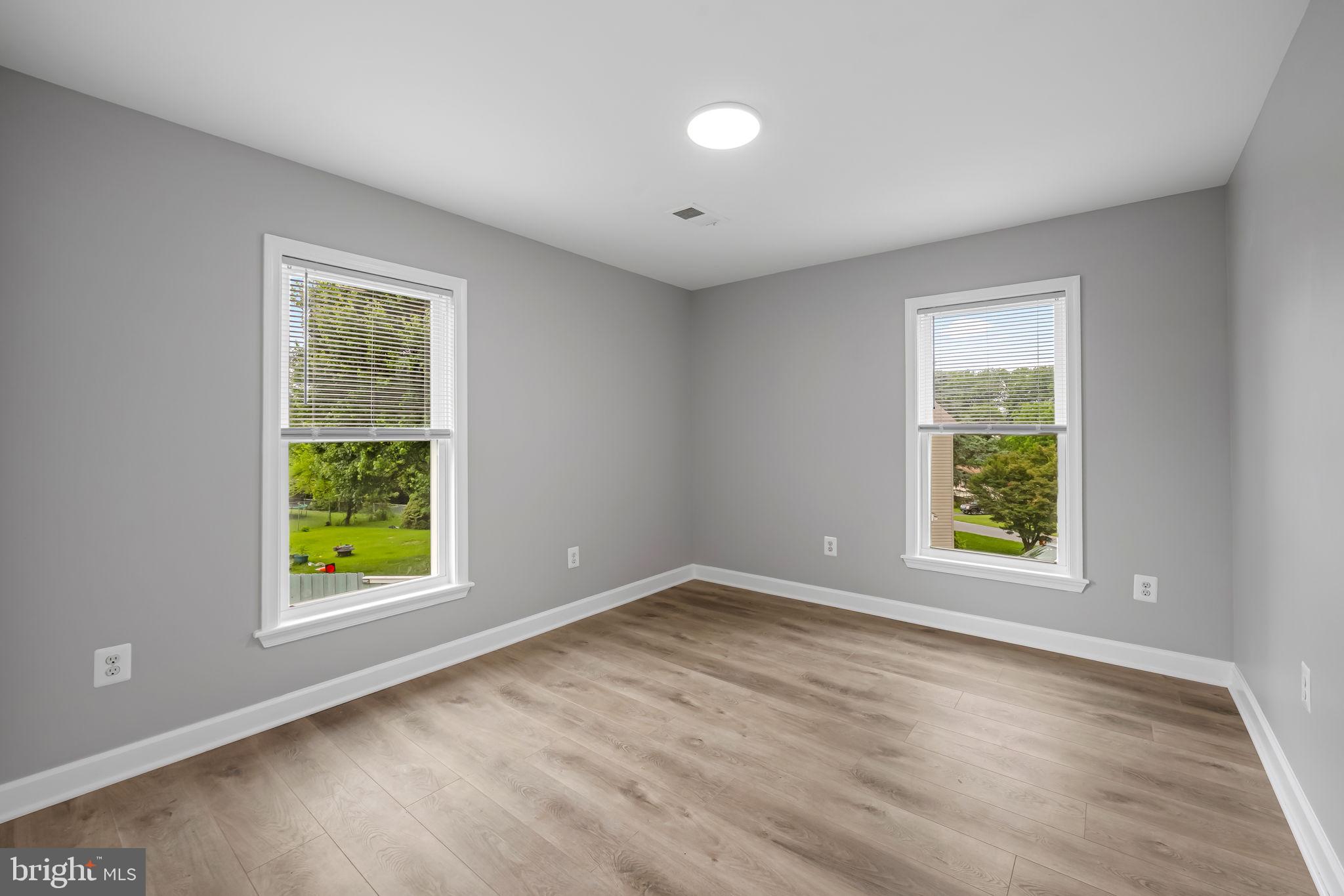 CATONSVILLE MANOR - Residential