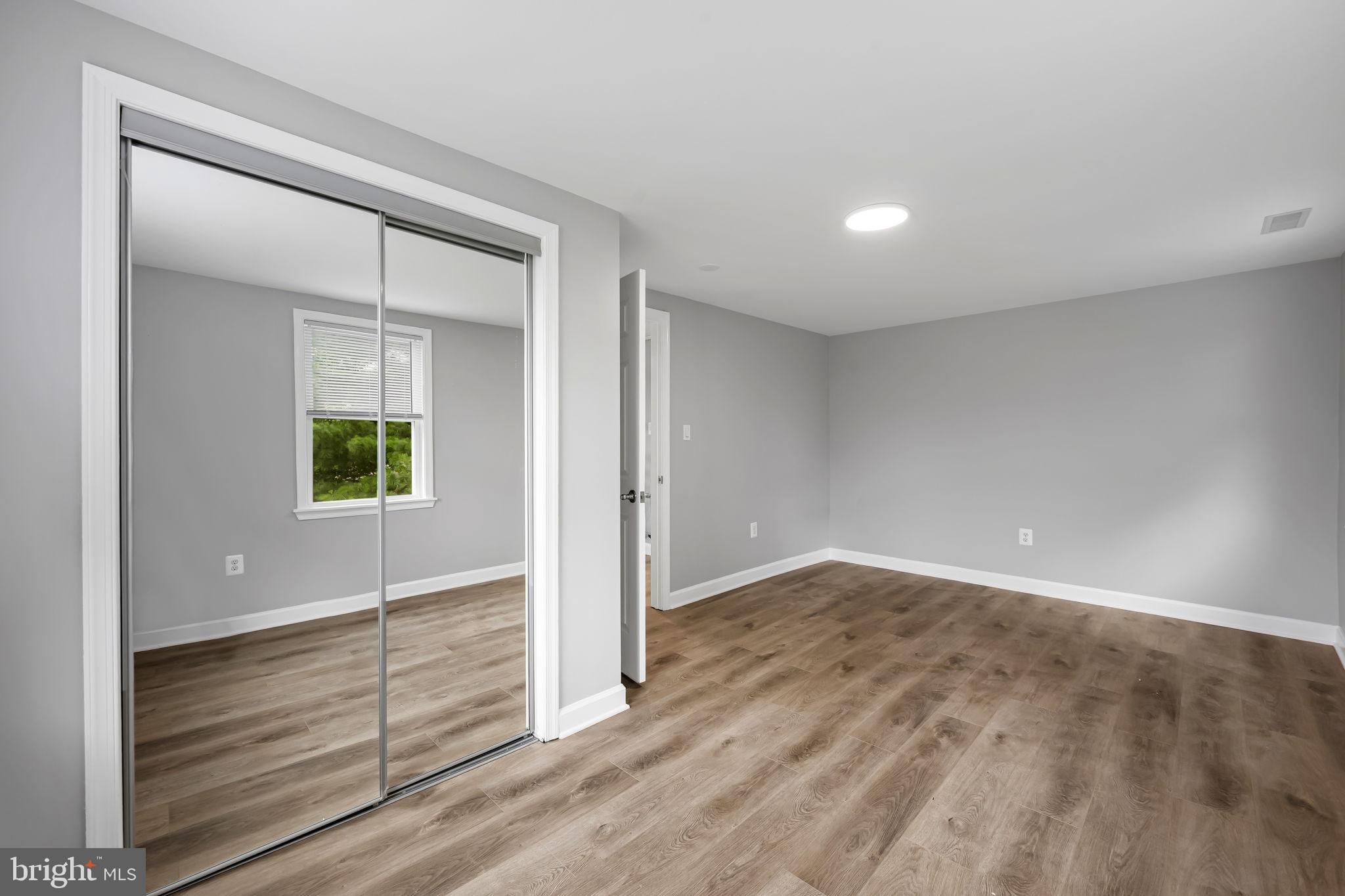 CATONSVILLE MANOR - Residential