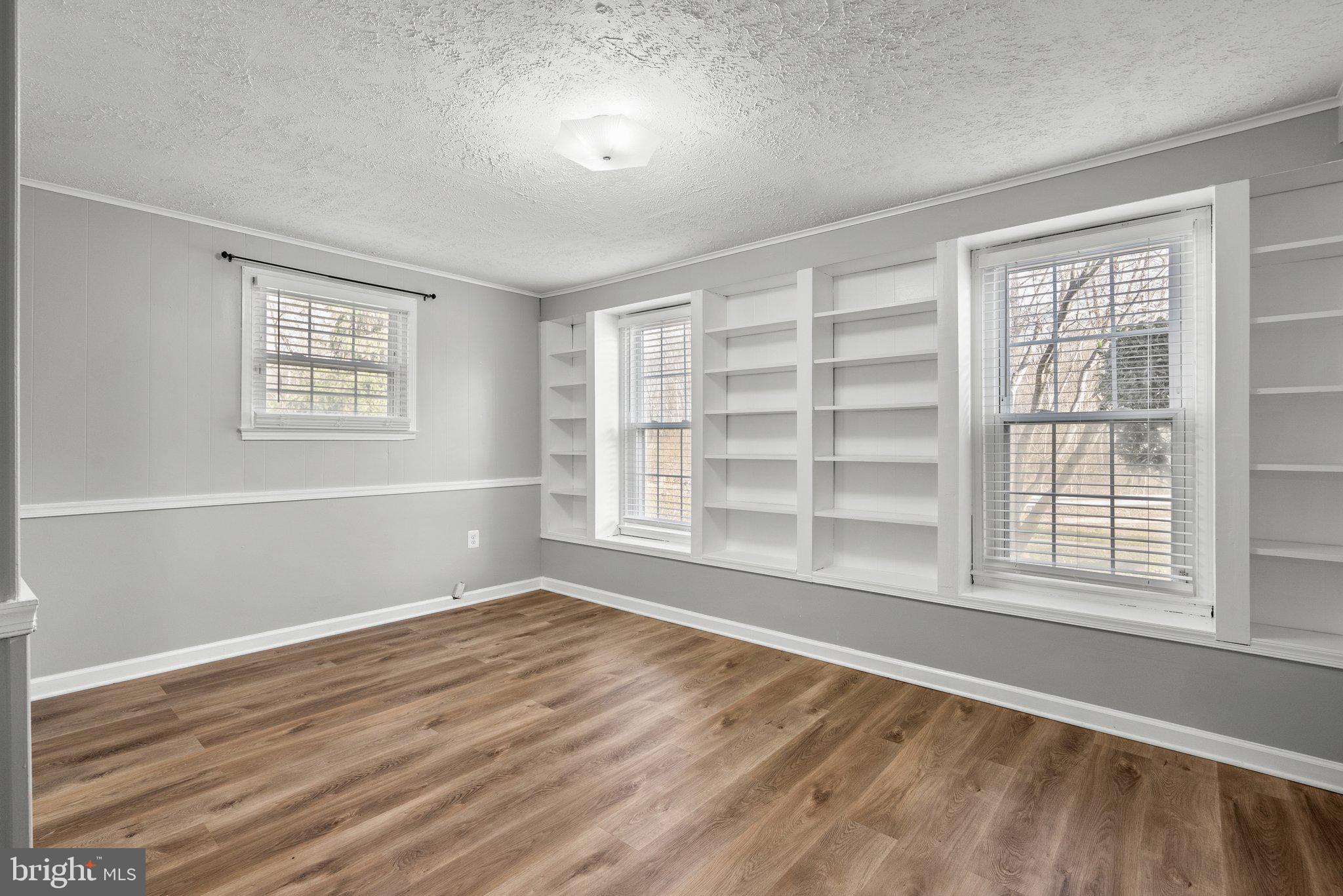 MARLTON - Residential