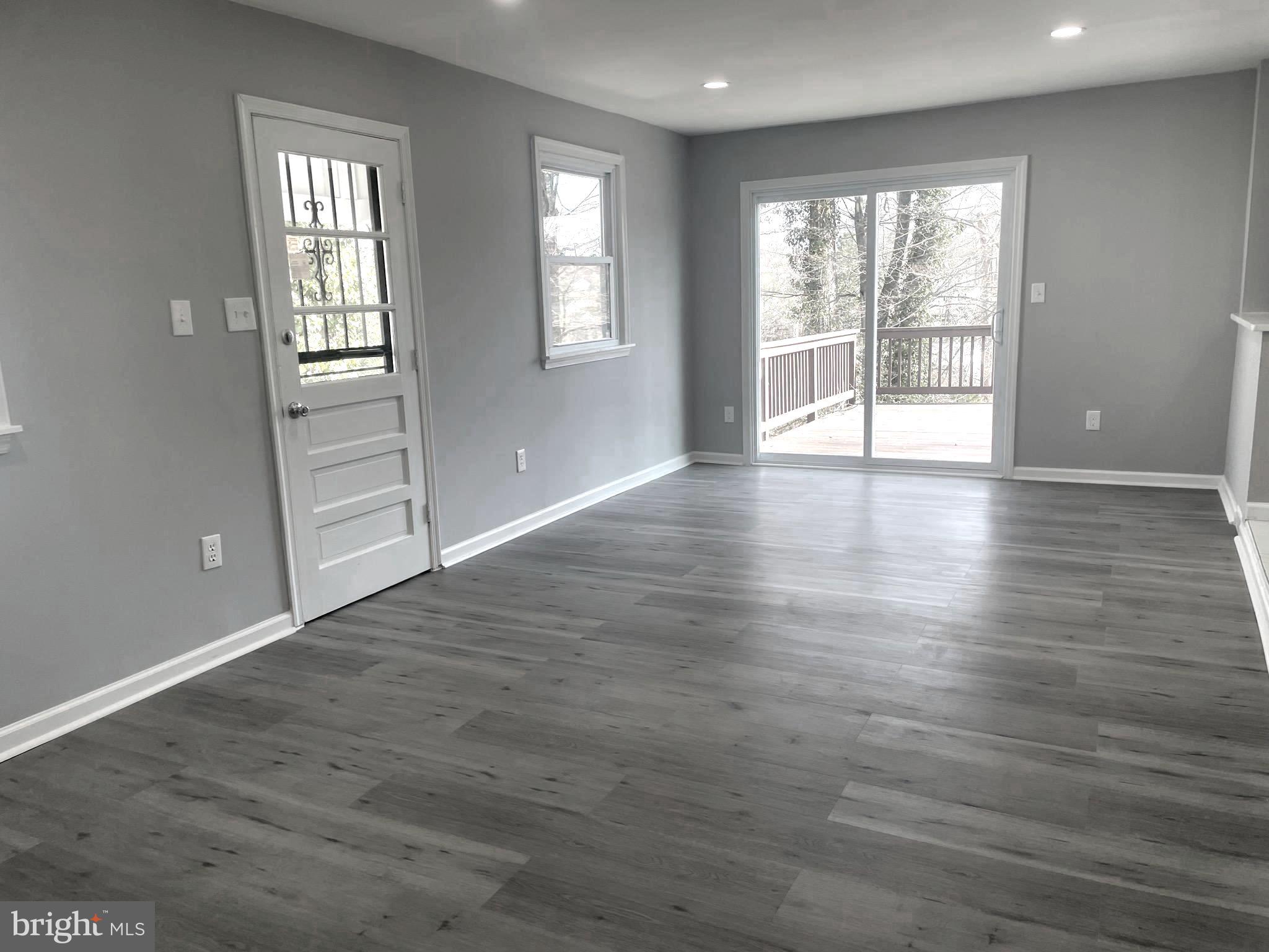 BUCKLERS - Residential
