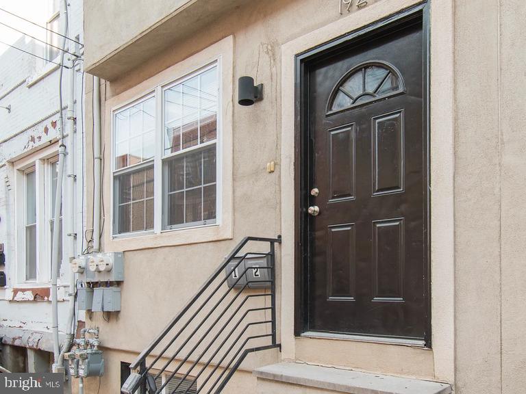 Investor-ready duplex in a prime Temple University area offering strong rental potential and immediate opportunity. This spacious multi-family property features approximately 2,600+ square feet, providing flexible layouts ideal for student housing or long-term tenants. Each unit offers generous living space, separate utilities, and solid fundamentals for consistent income.

The property is currently vacant, allowing for immediate occupancy or repositioning to maximize rents. Located just minutes from Temple University, public transportation, and major development corridors, this is a high-demand rental location with ongoing growth.

Whether you’re looking to add to your portfolio or secure a value-driven multi-family asset, this property offers size, location, and upside potential in one of Philadelphia’s most active rental markets.